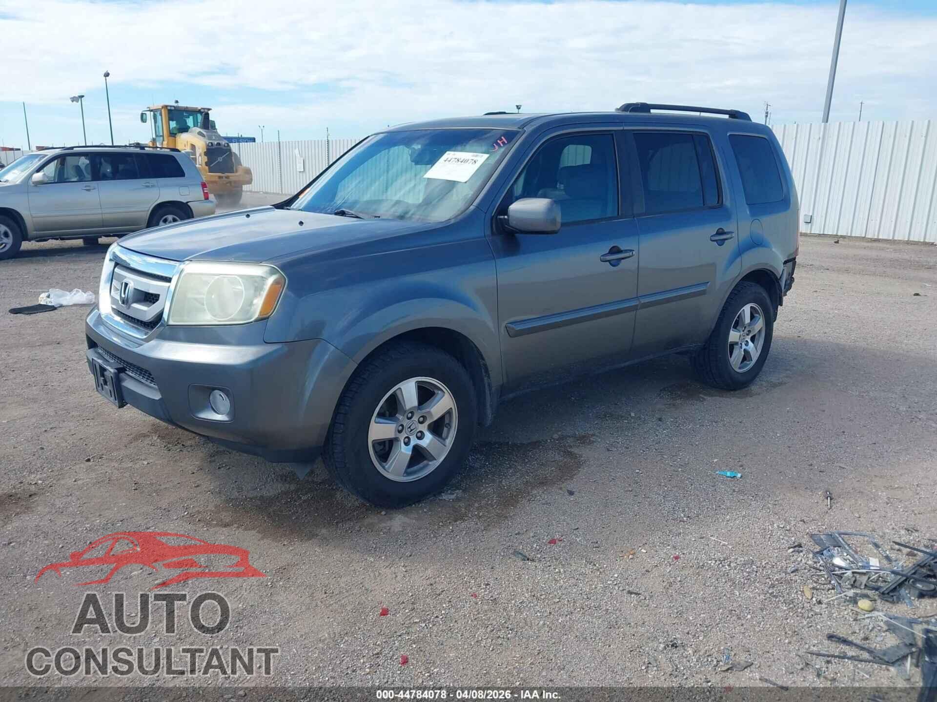 HONDA PILOT 2011 - 5FNYF3H6XBB046211