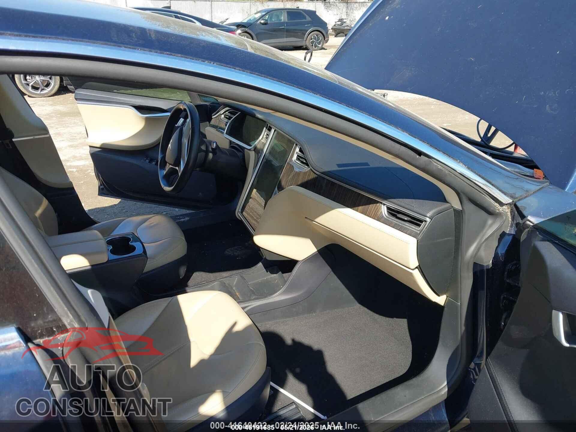 TESLA MODEL S 2013 - 5YJSA1CN0DFP21865
