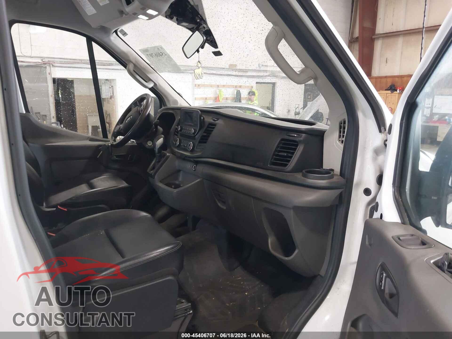 FORD TRANSIT-250 CARGO VAN 2023 - 1FTBR3X85PKA81927