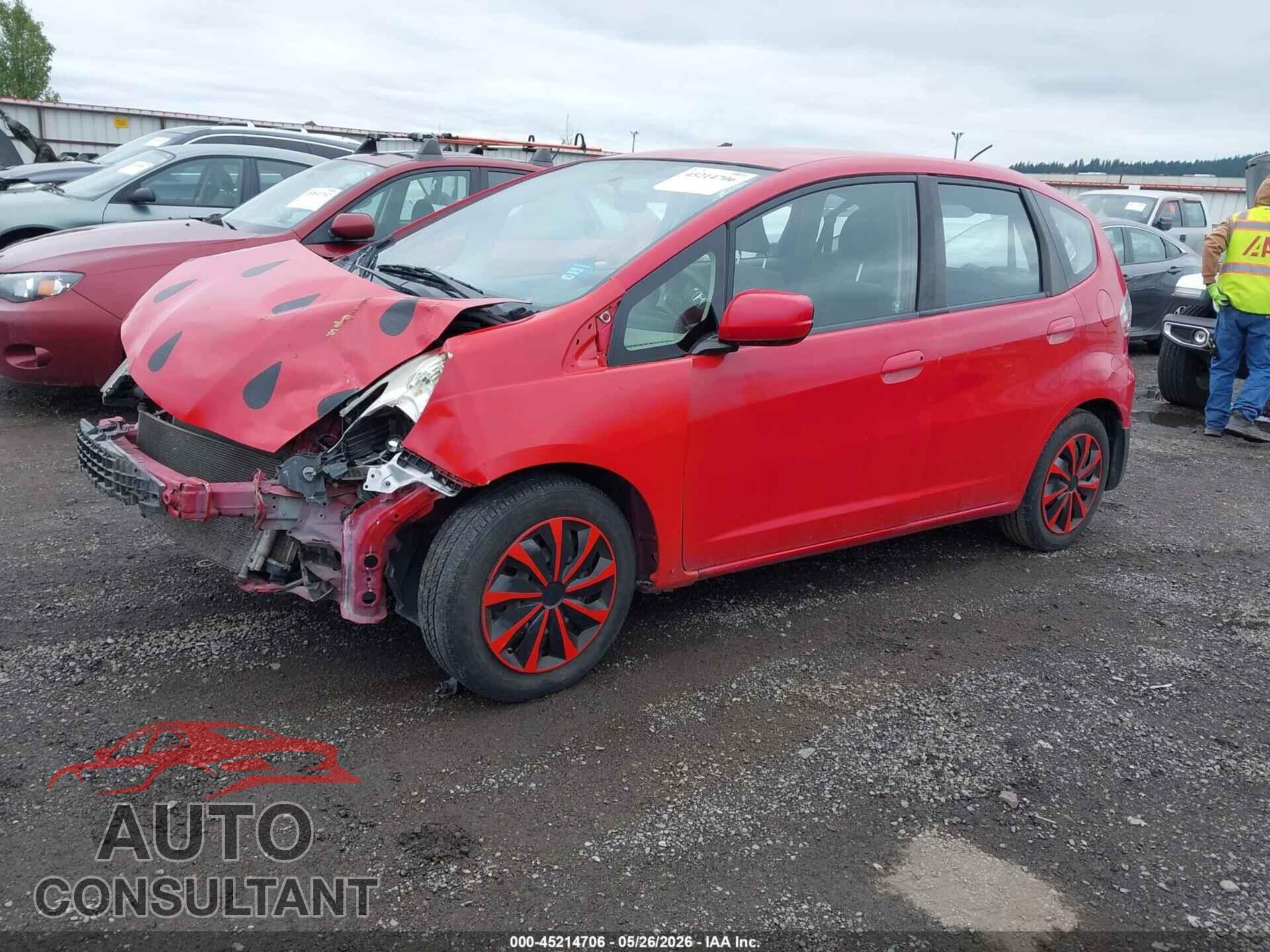 HONDA FIT 2013 - JHMGE8H30DC003304