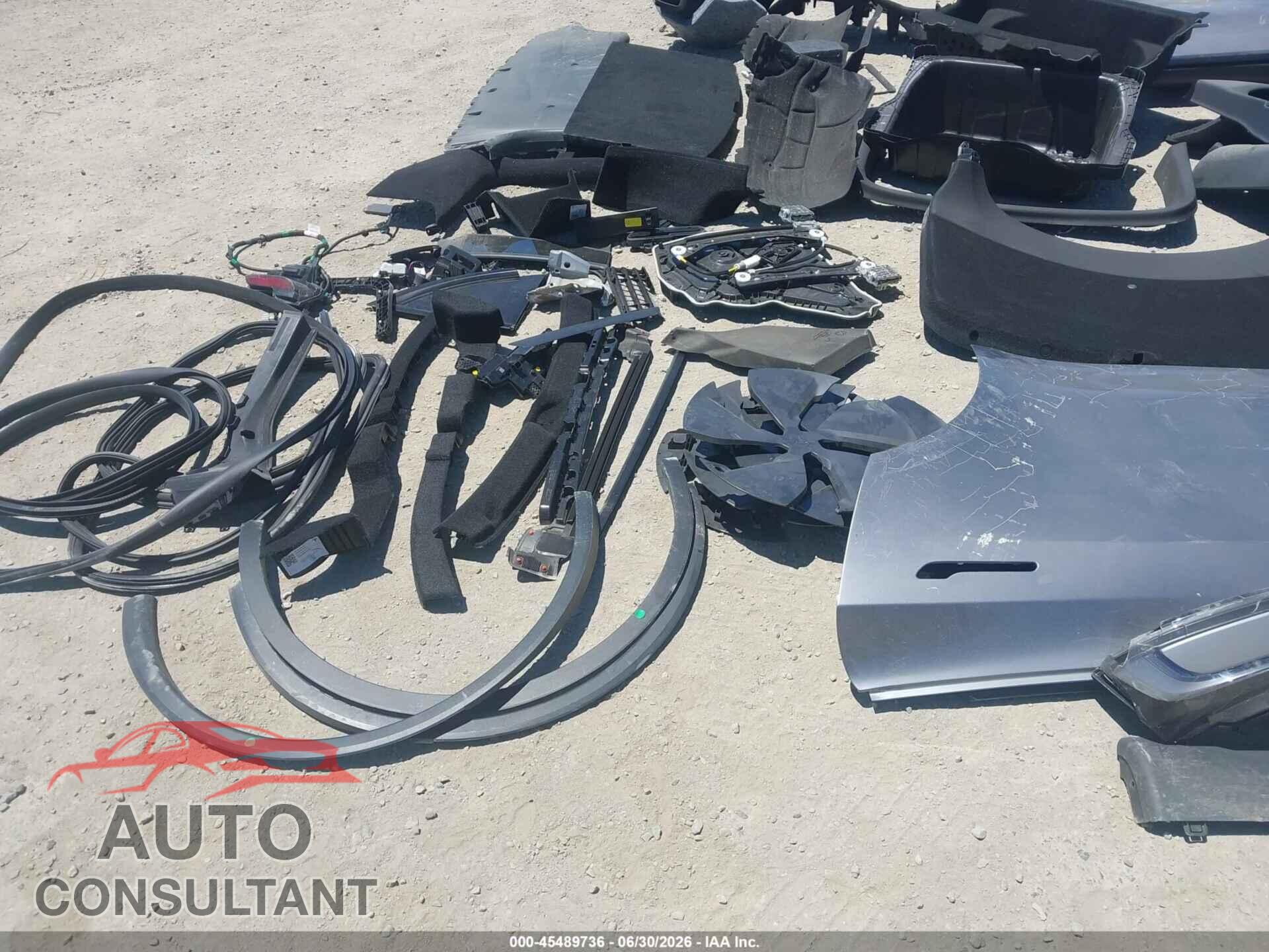 TESLA MODEL Y 2026 - 7SAYGDEE7TF344153