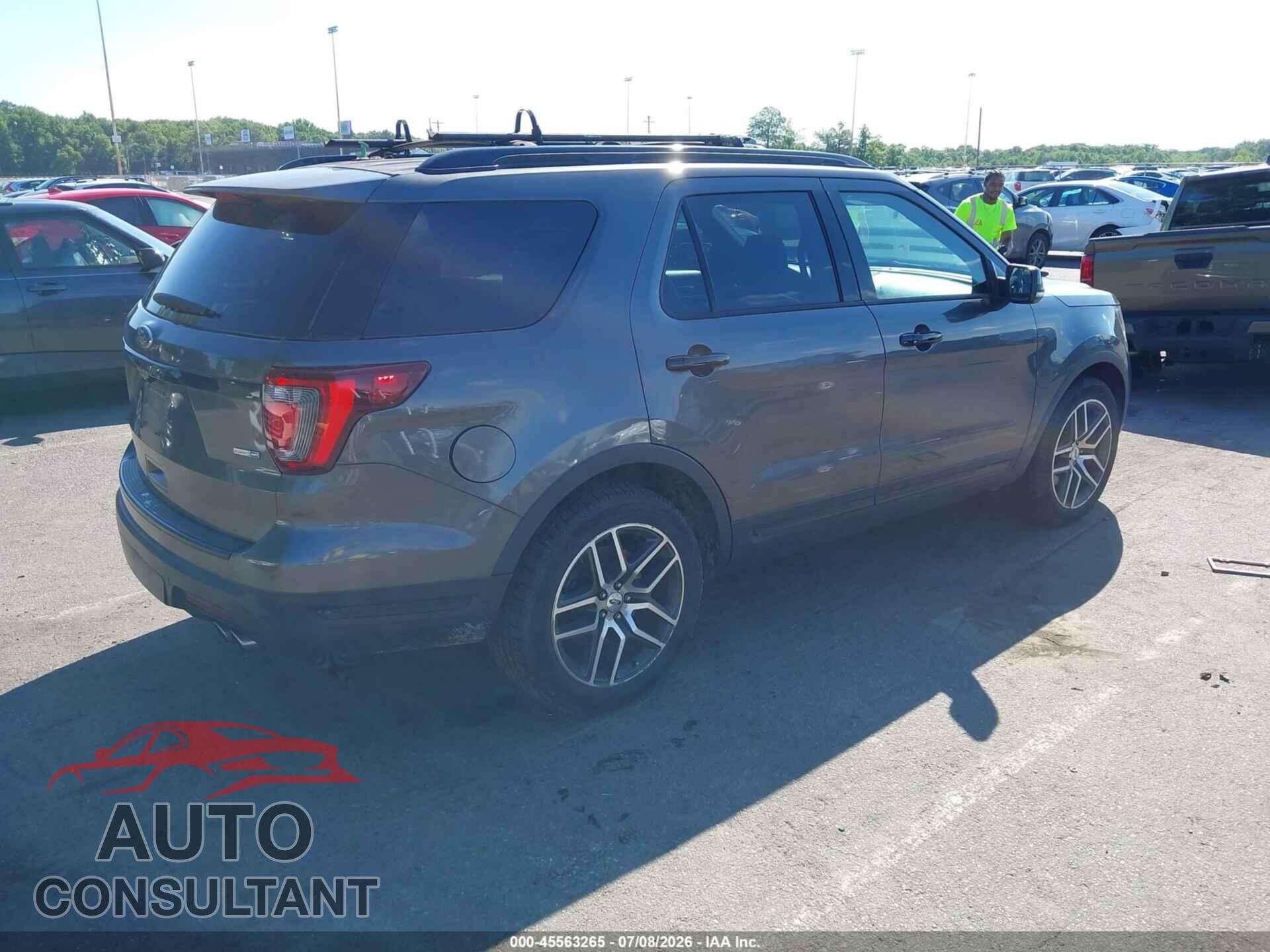 FORD EXPLORER 2018 - 1FM5K8GT0JGB96508