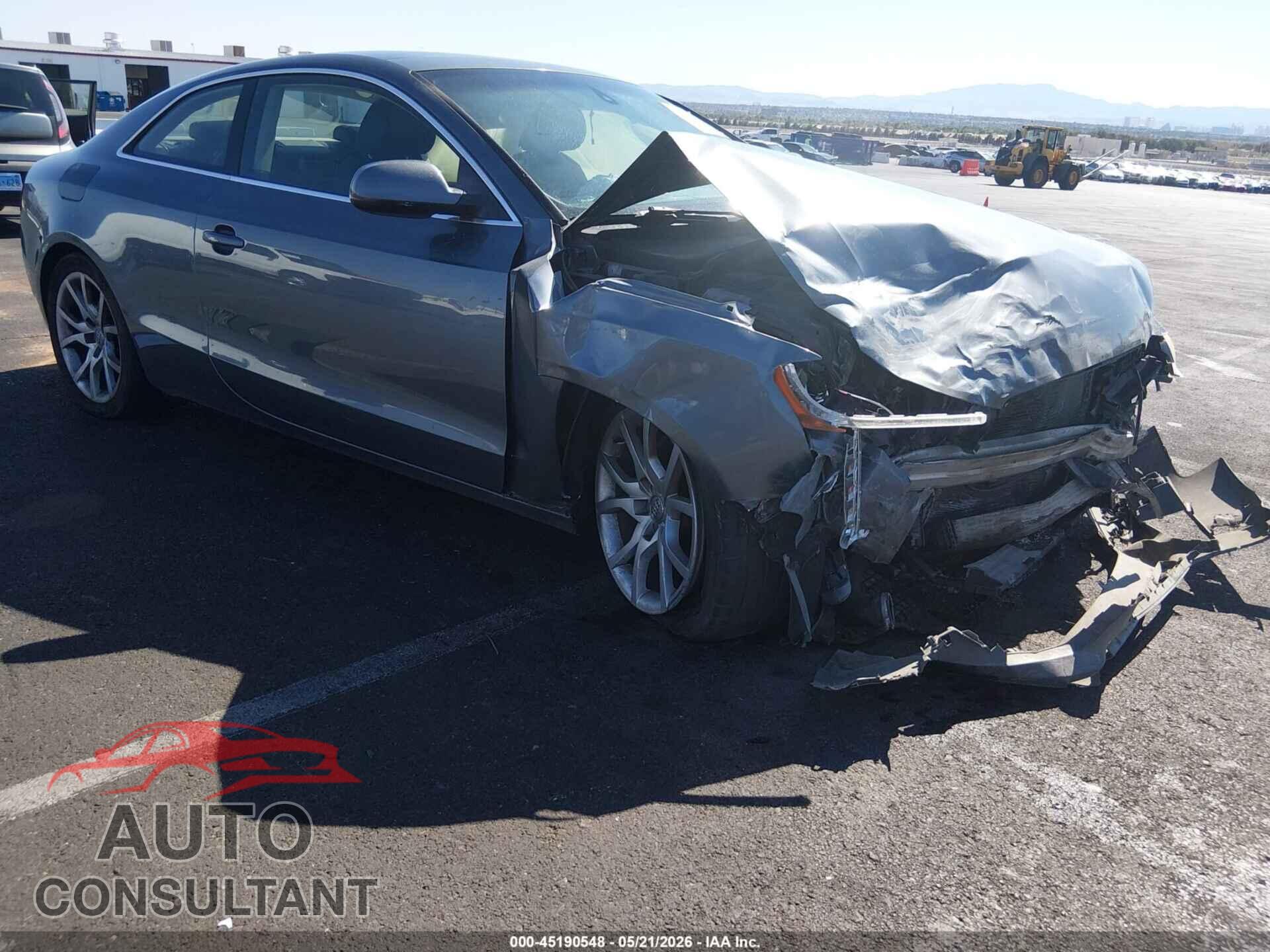 AUDI A5 2012 - WAULFAFR8CA003084