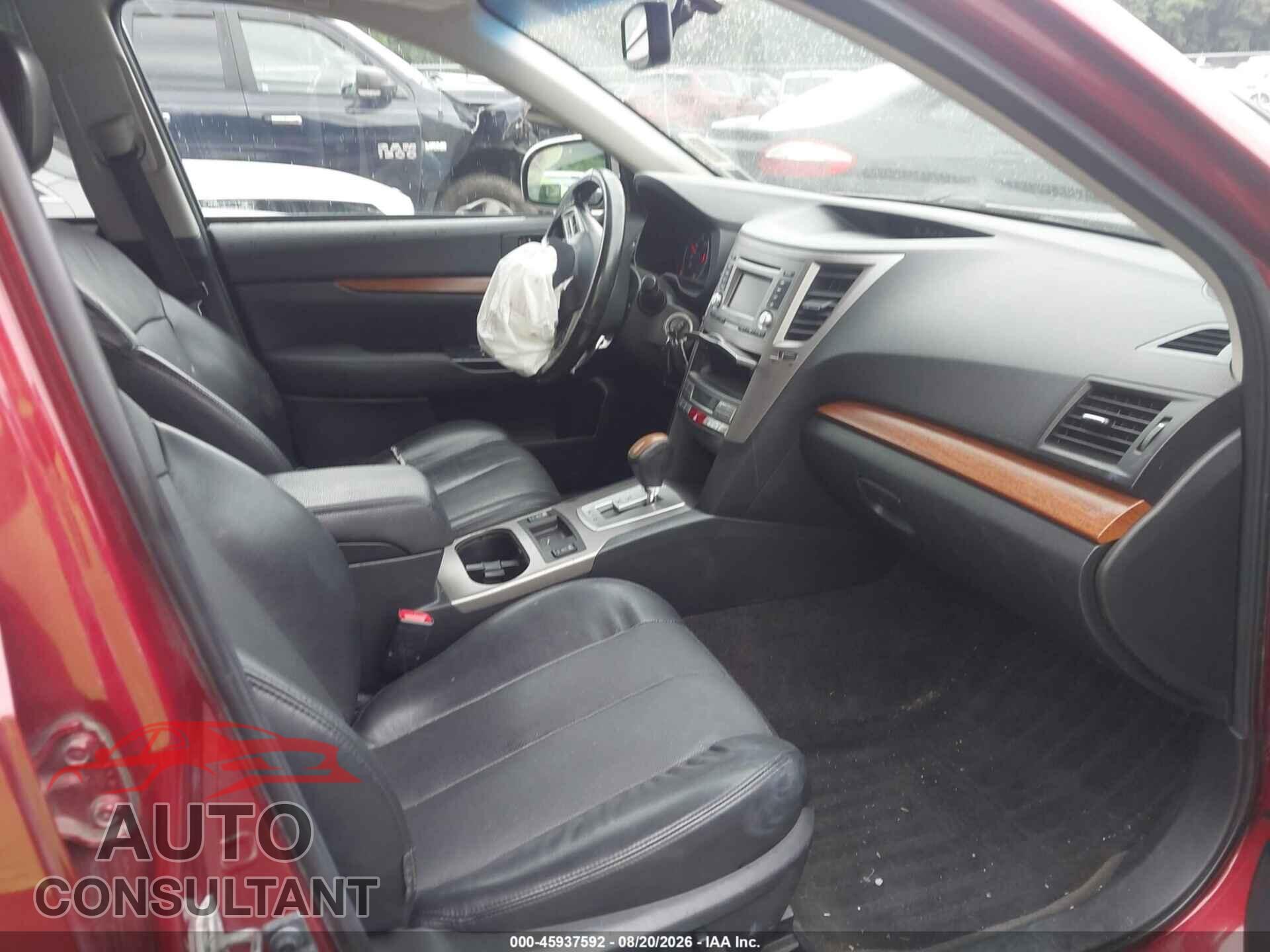 SUBARU OUTBACK 2014 - 4S4BRBLC2E3202940