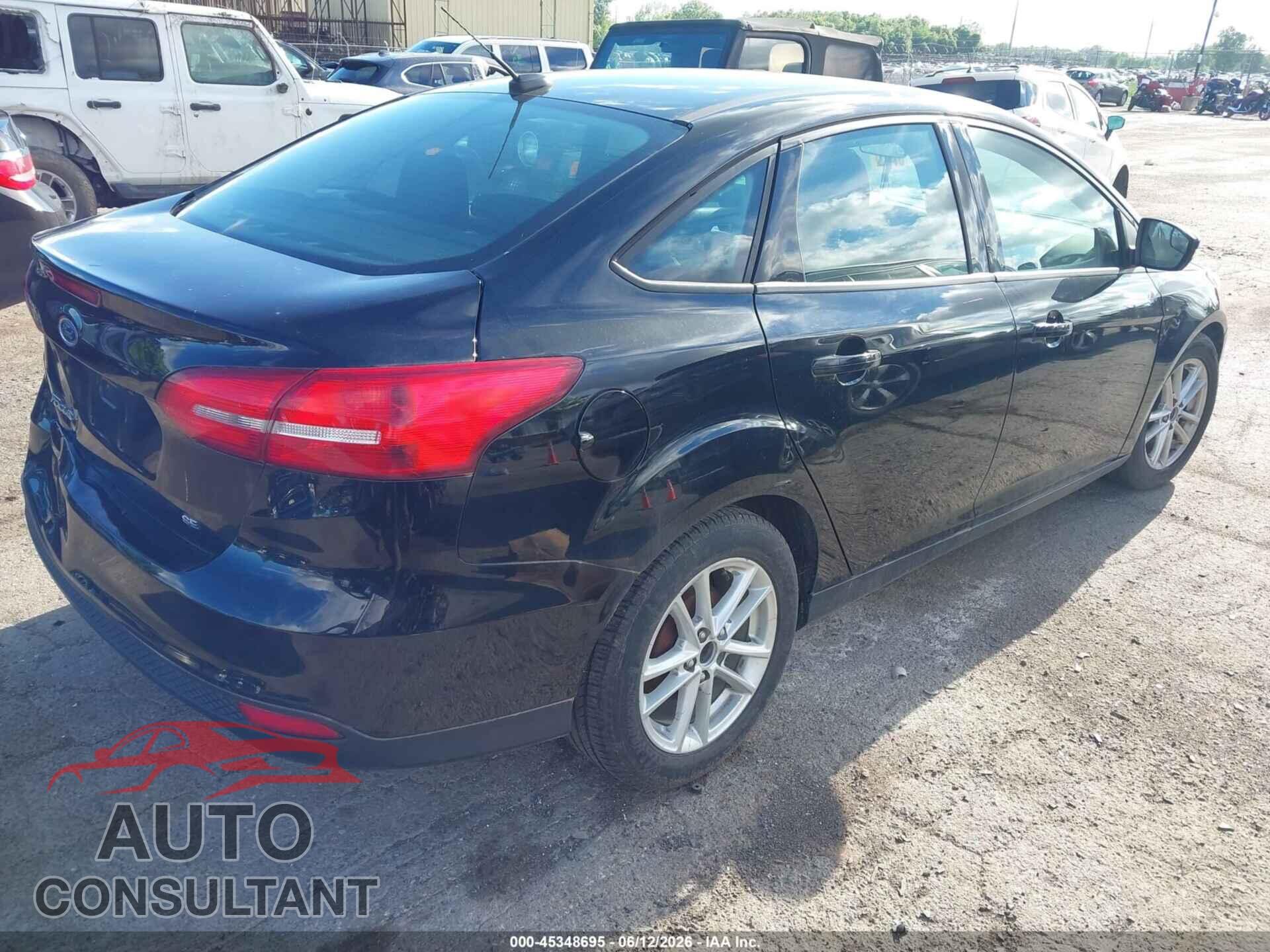 FORD FOCUS 2017 - 1FADP3F28HL244132
