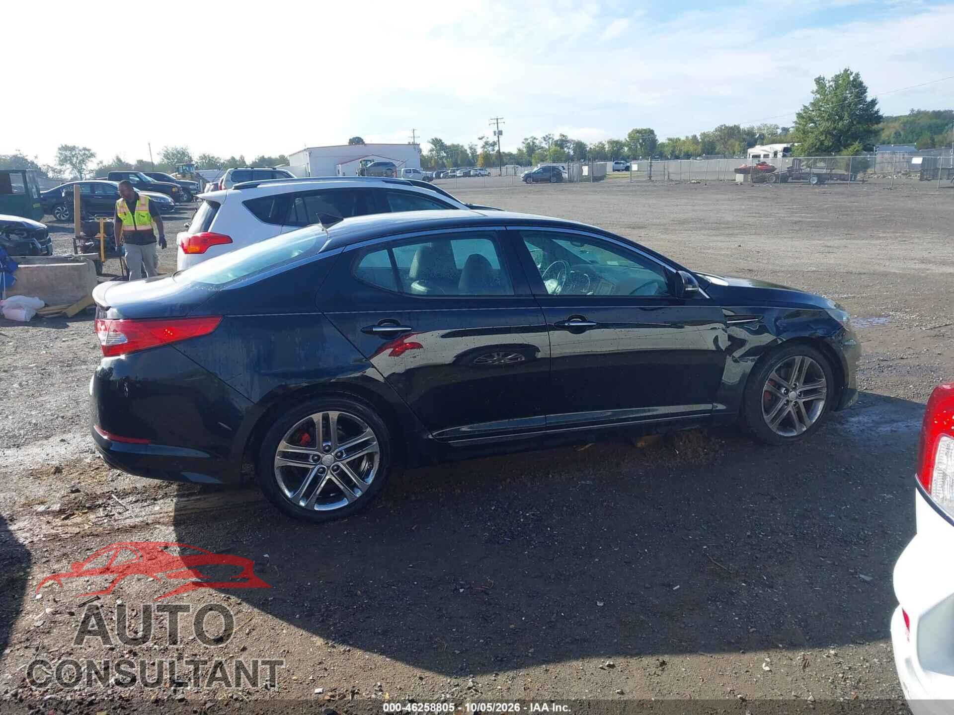 KIA OPTIMA 2013 - 5XXGR4A67DG119537