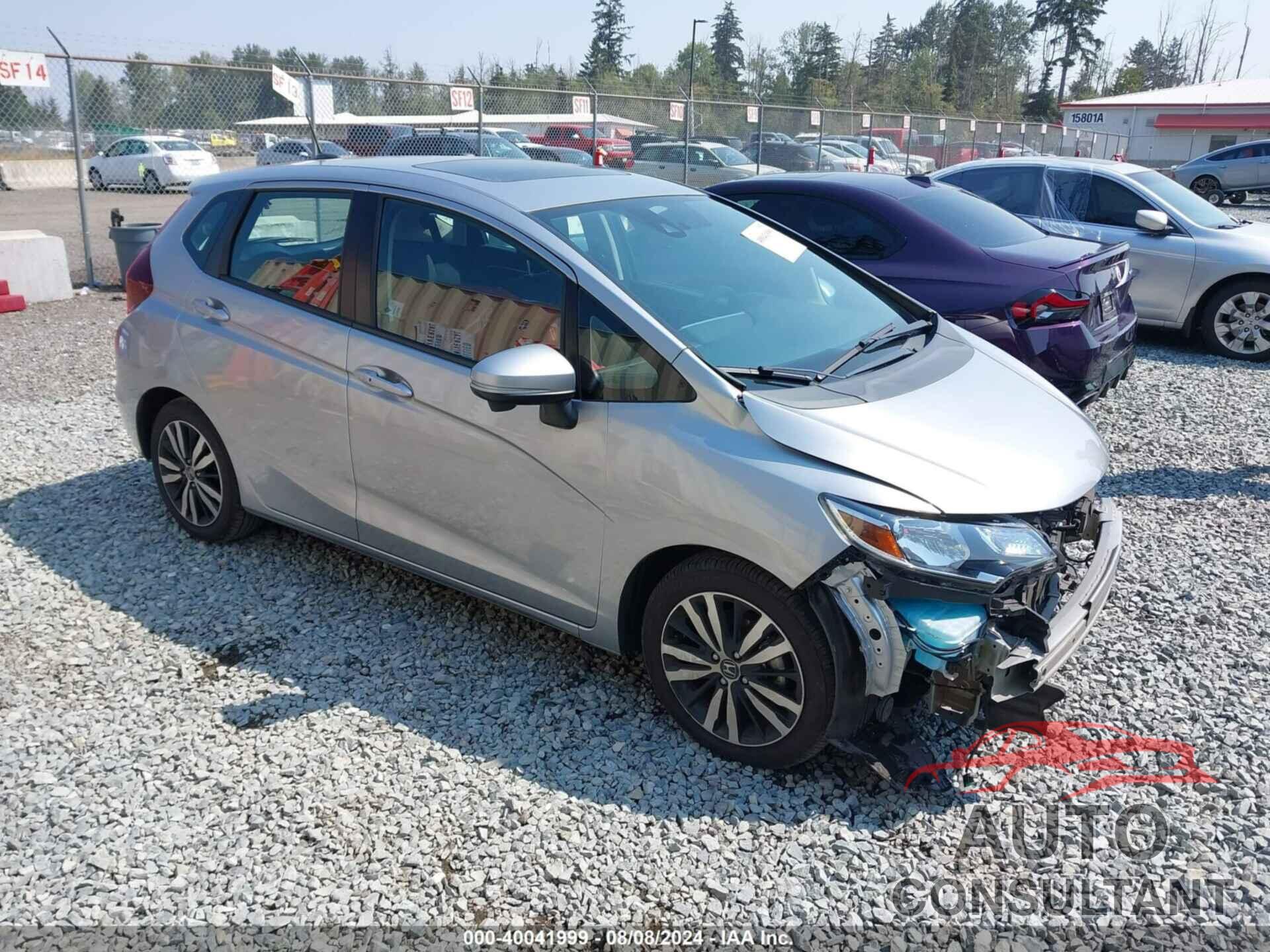 HONDA FIT 2018 - 3HGGK5H86JM704087