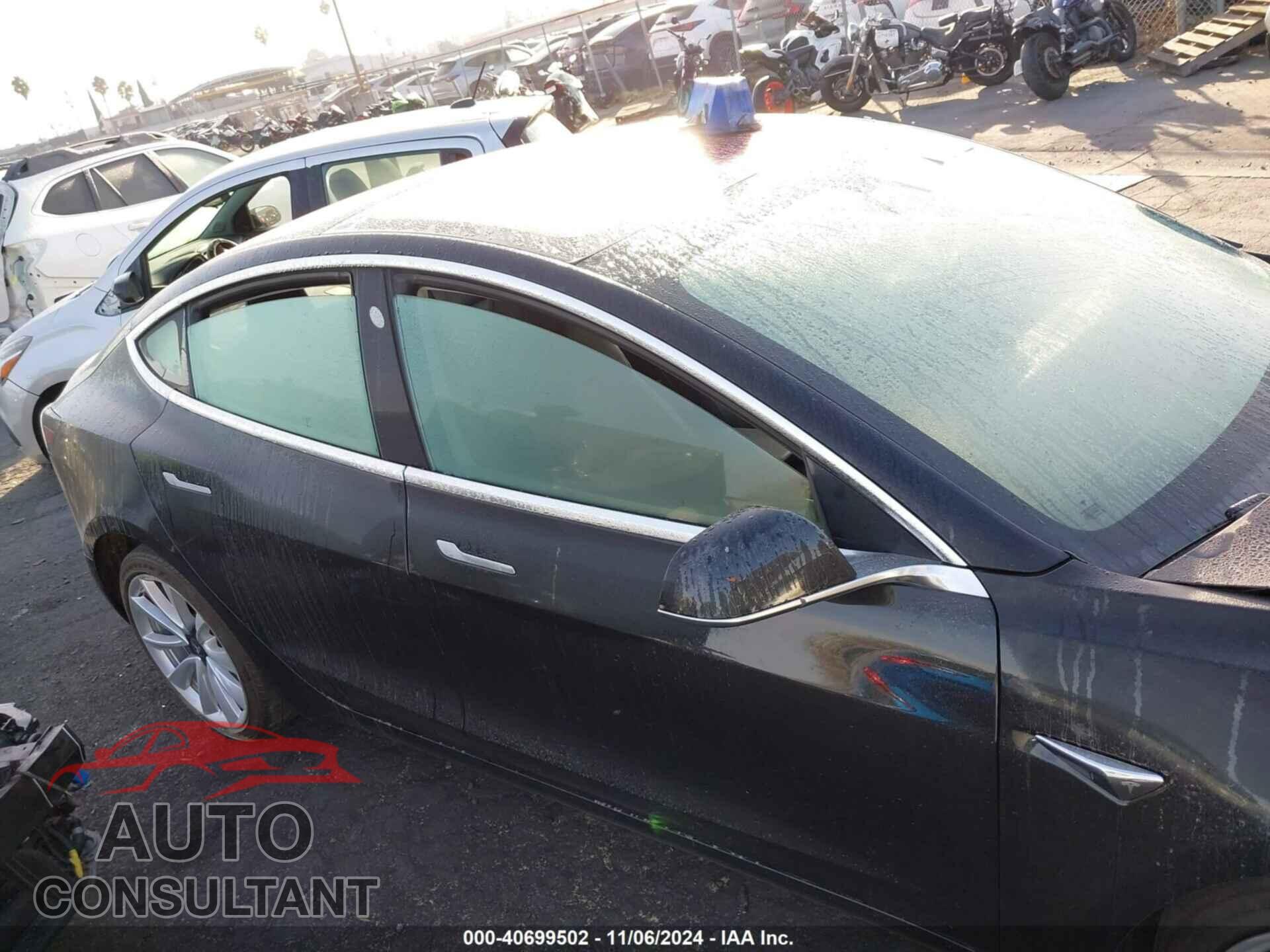 TESLA MODEL 3 2018 - 5YJ3E1EAXJF043043