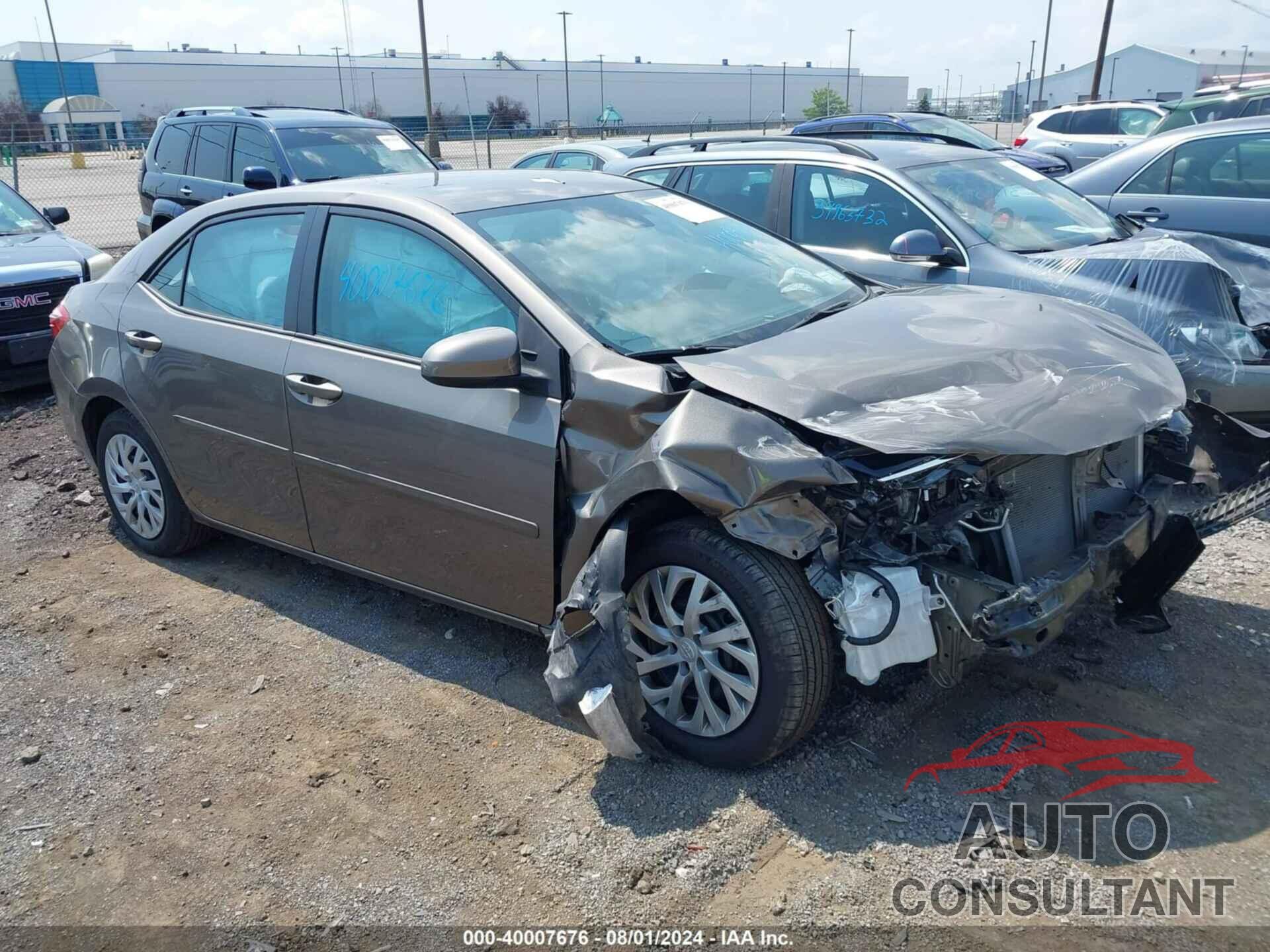 TOYOTA COROLLA 2018 - 2T1BURHE1JC103405