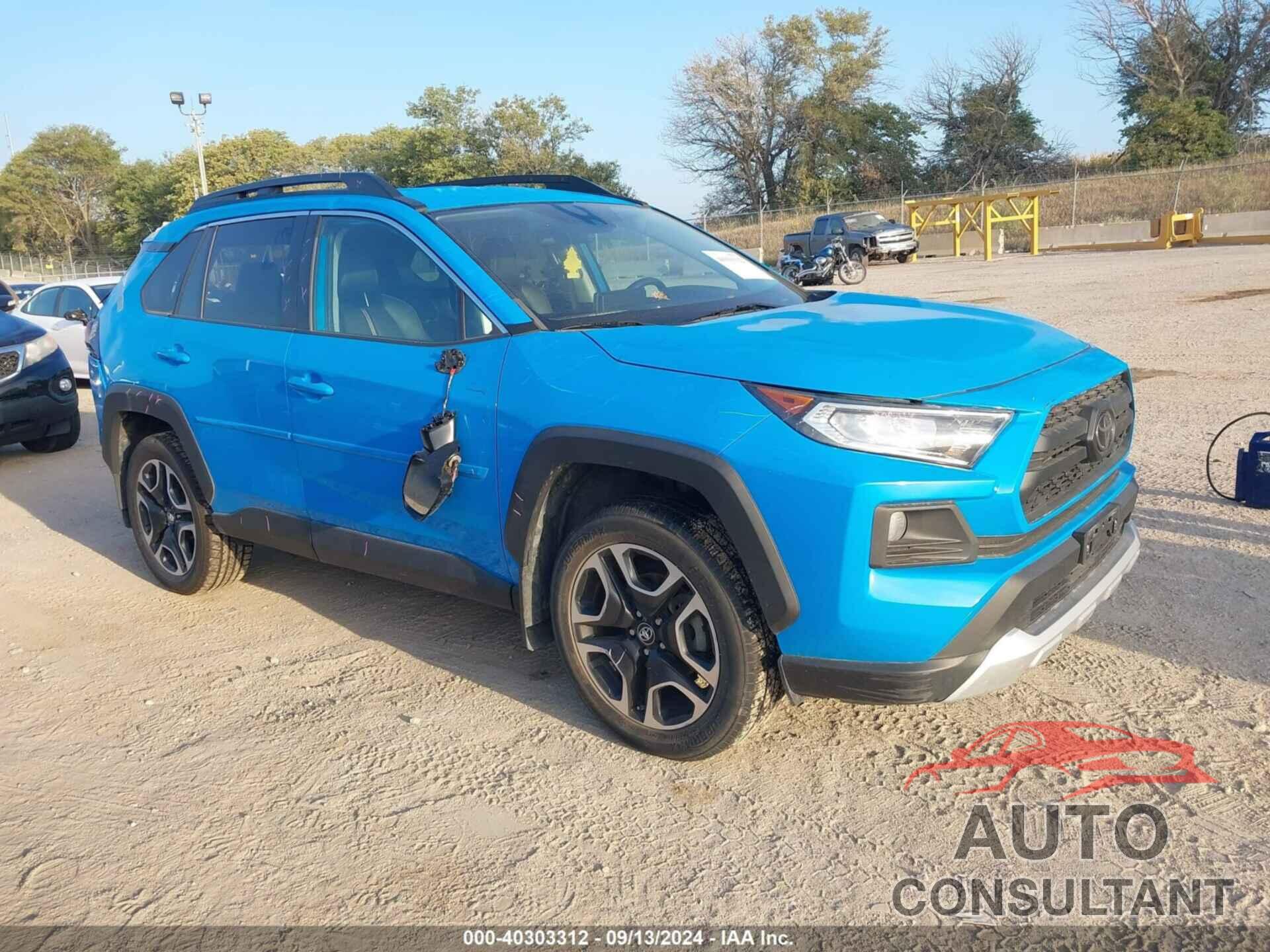 TOYOTA RAV4 2019 - 2T3J1RFV8KC050556
