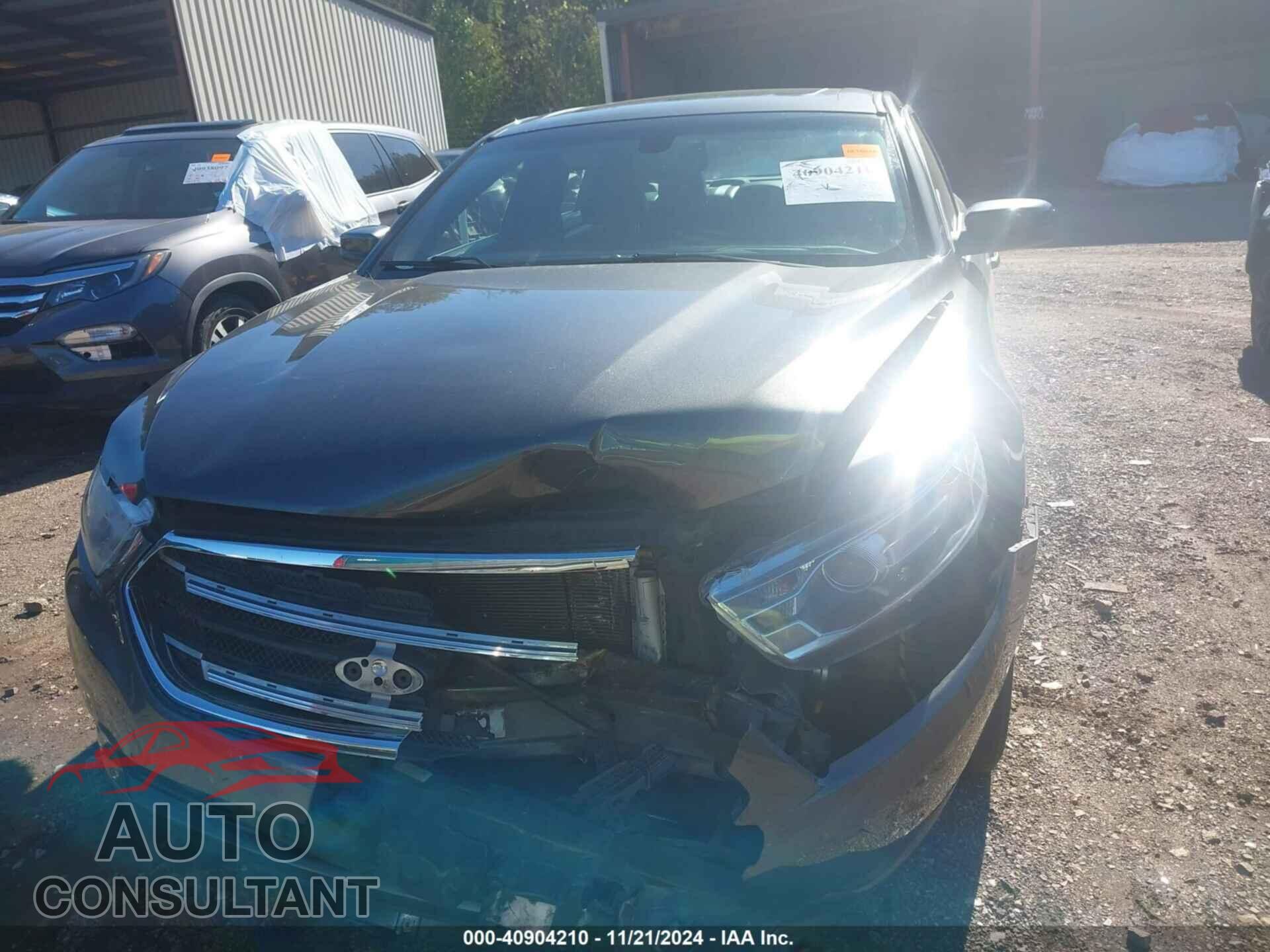FORD TAURUS 2015 - 1FAHP2E85FG134887