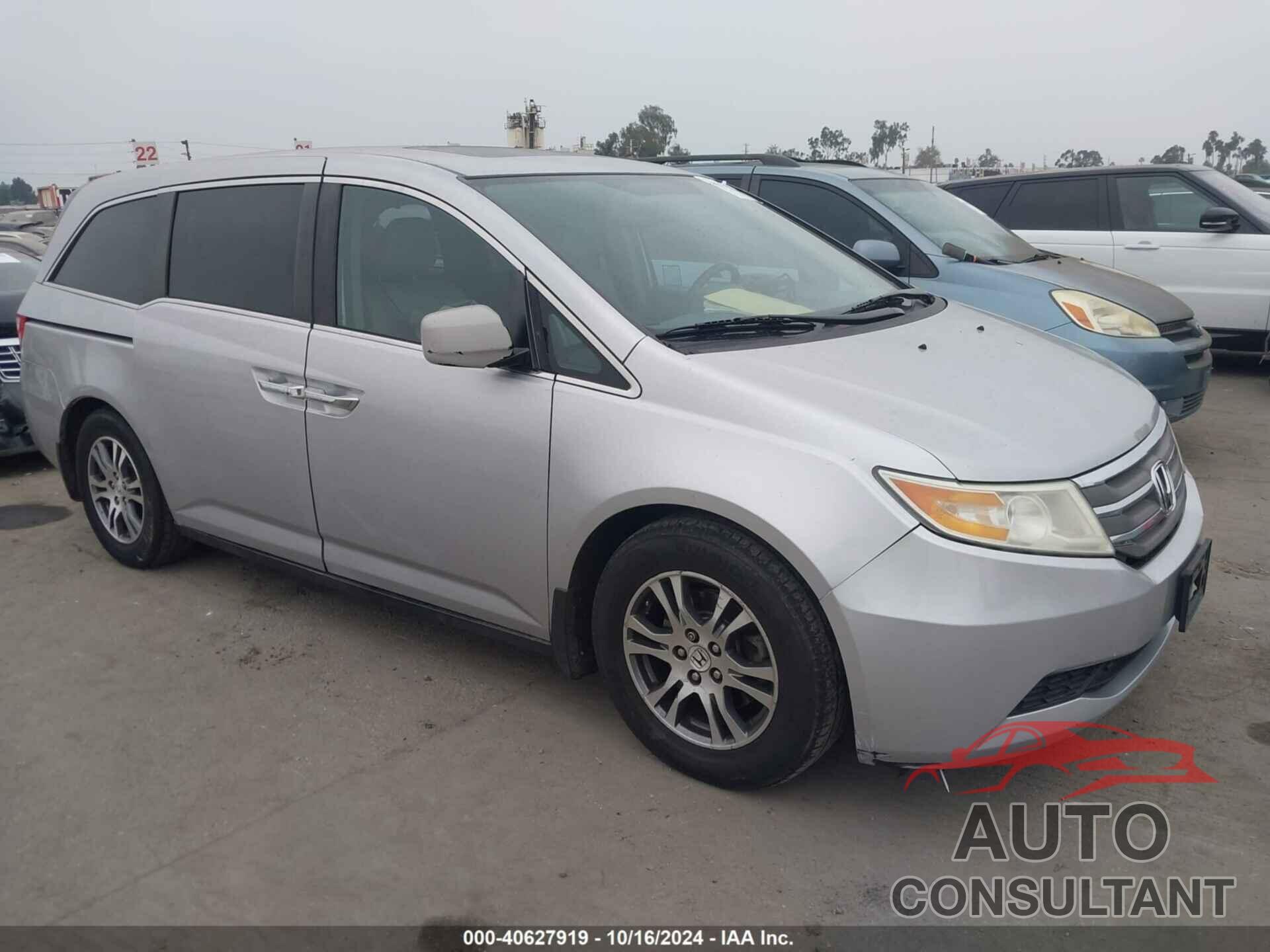 HONDA ODYSSEY 2013 - 5FNRL5H6XDB064686