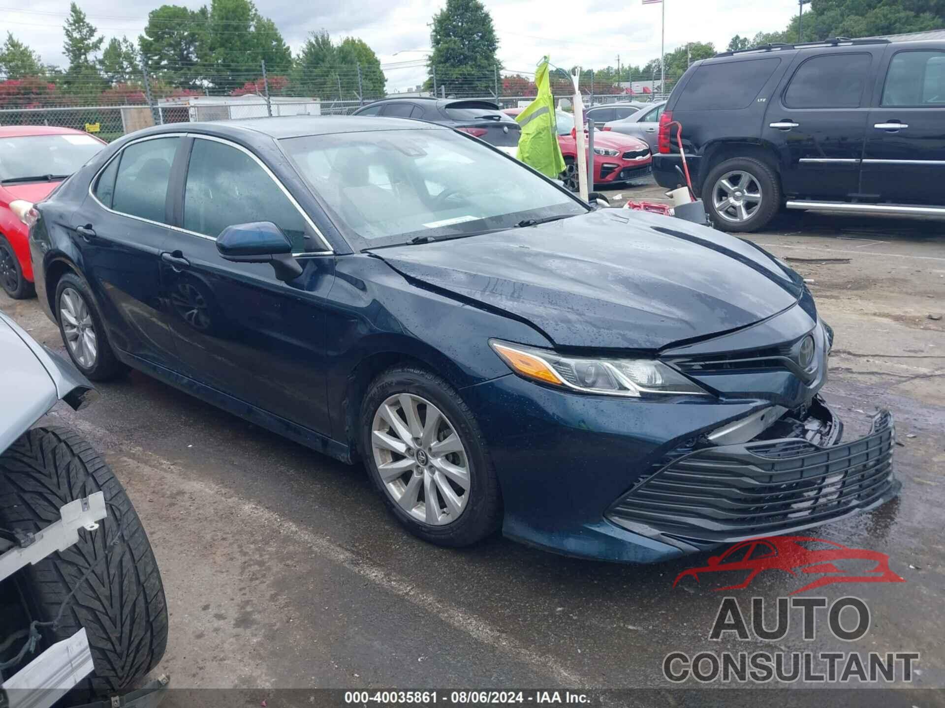 TOYOTA CAMRY 2019 - 4T1B11HK2KU235461