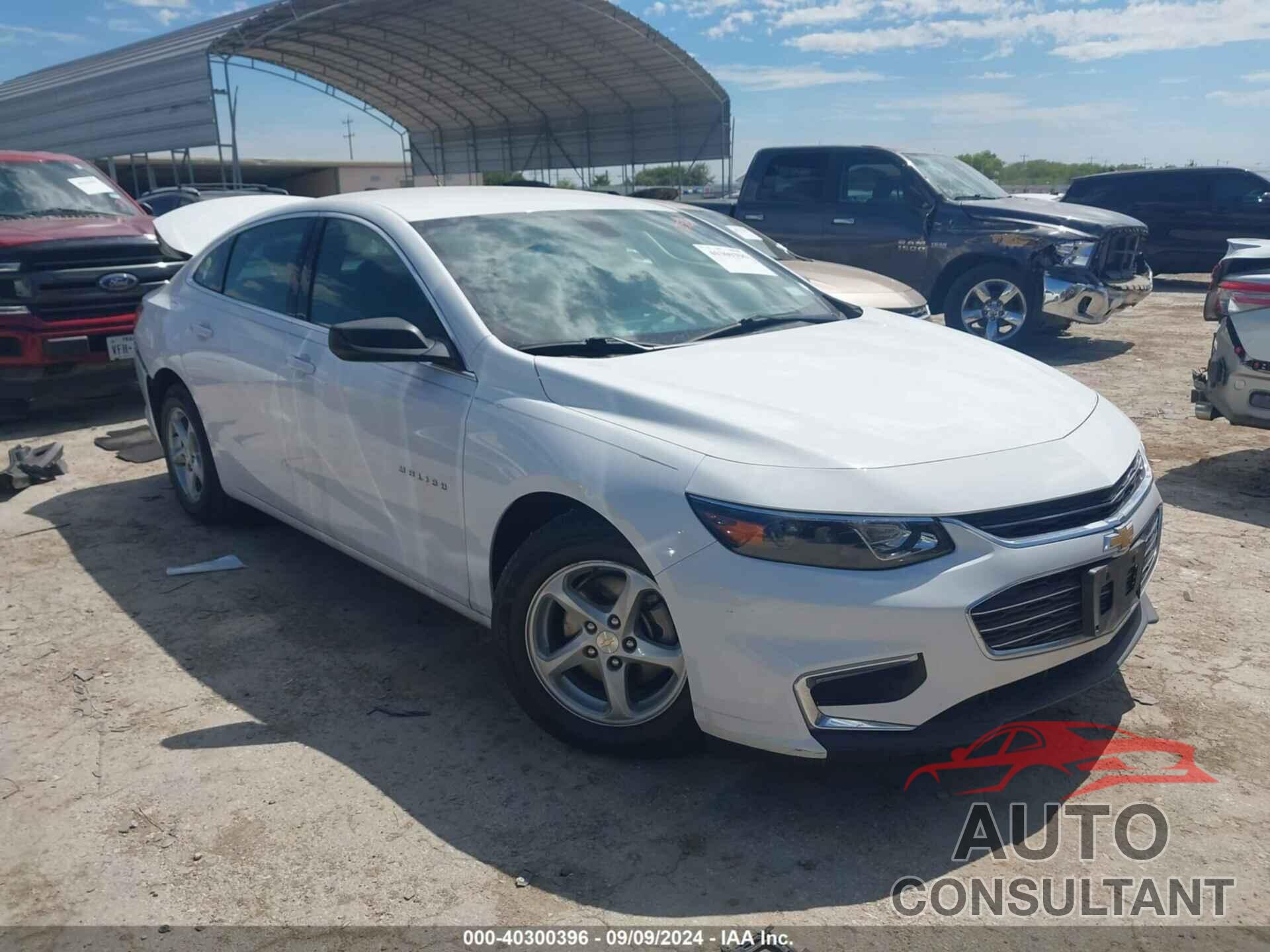 CHEVROLET MALIBU 2018 - 1G1ZB5ST4JF279109