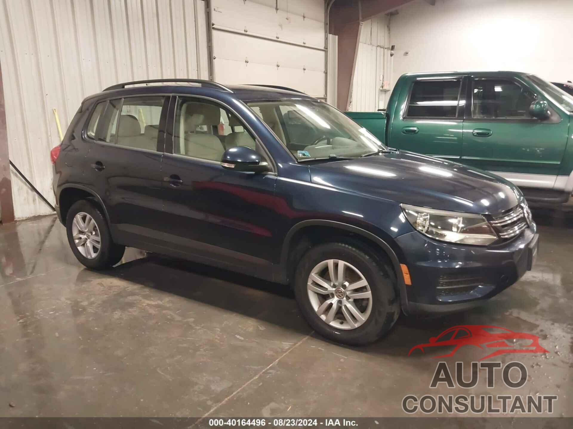 VOLKSWAGEN TIGUAN 2016 - WVGAV7AXXGW601414