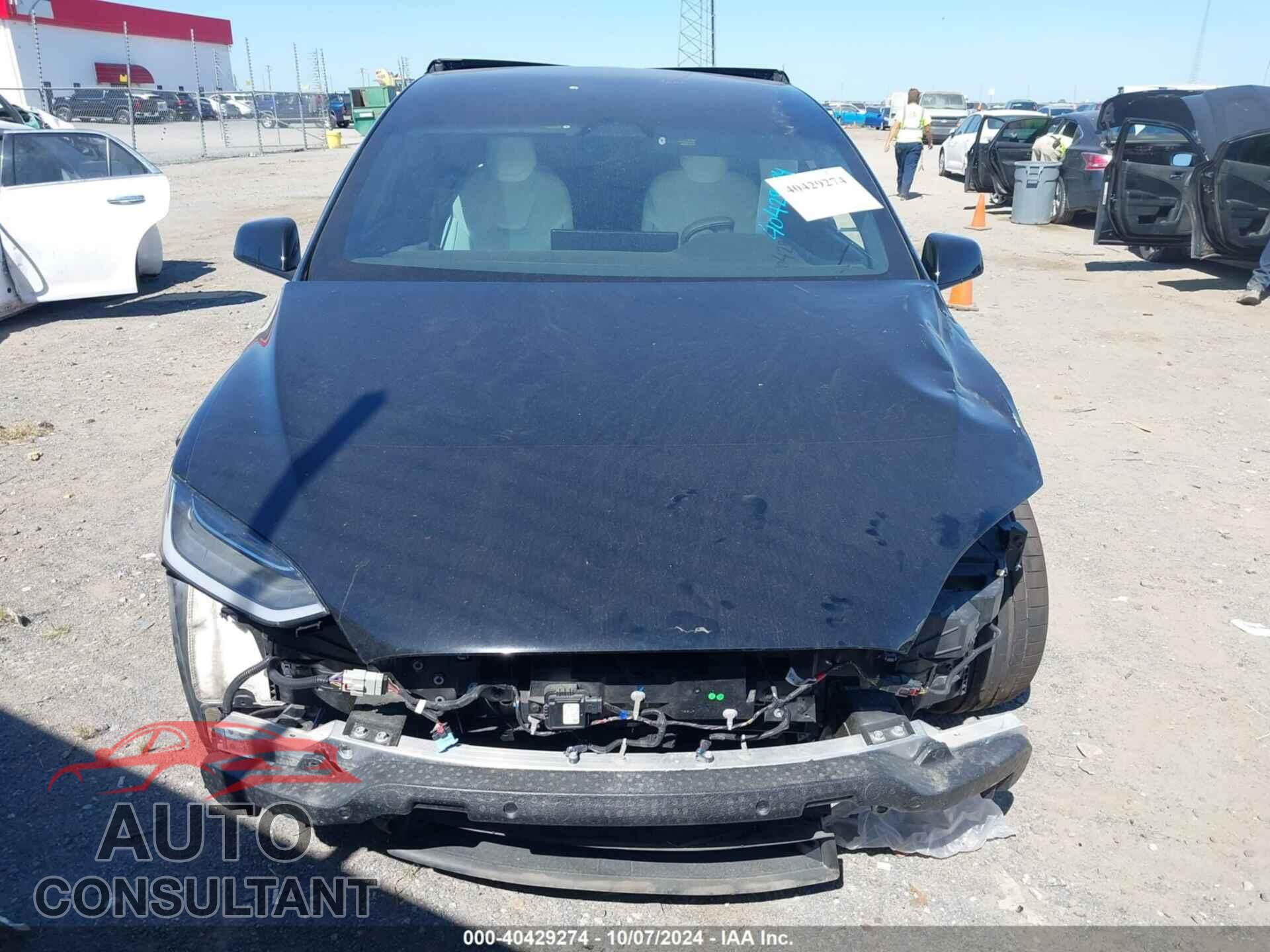 TESLA MODEL X 2022 - 7SAXCBE67NF355693