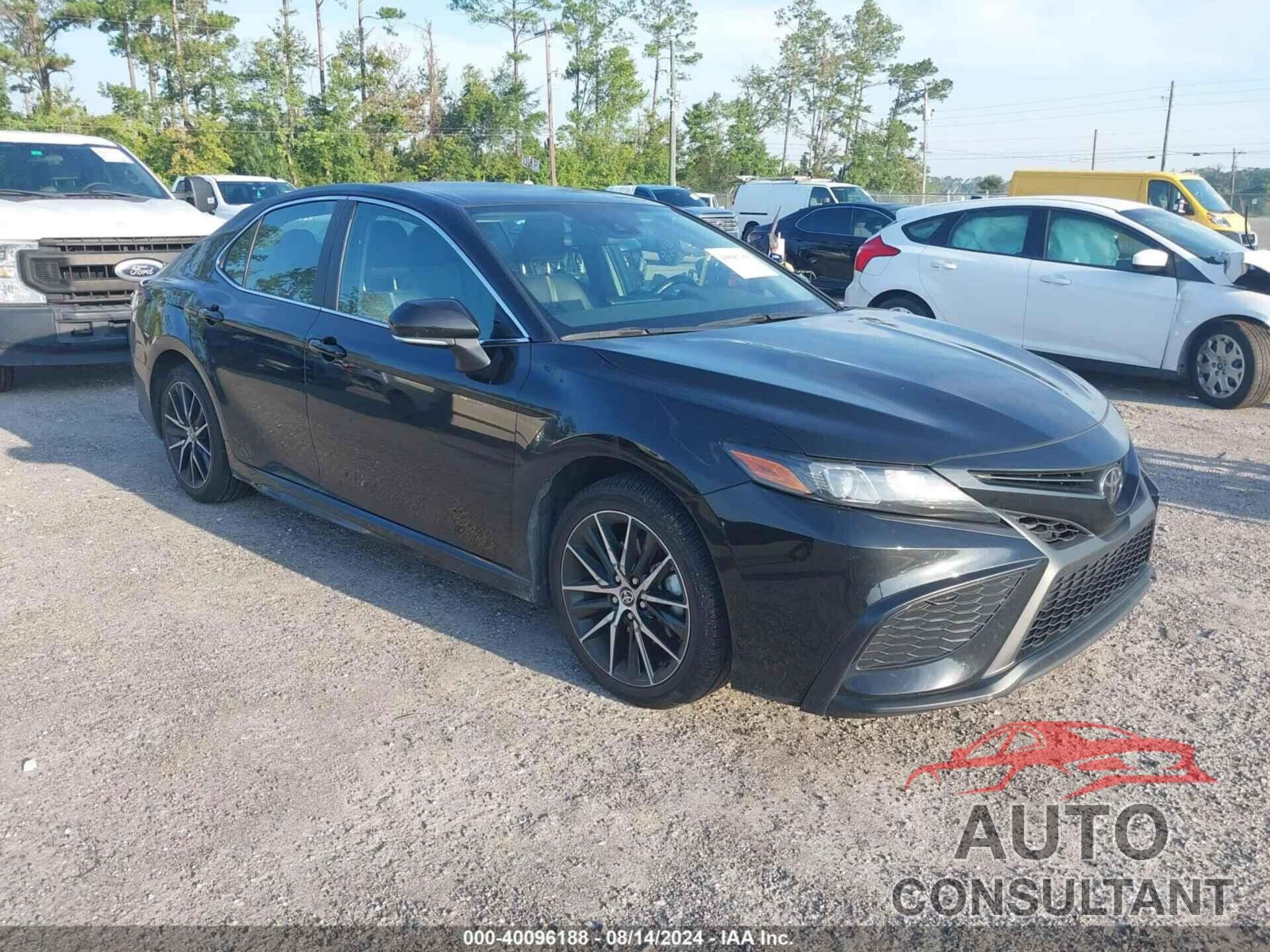 TOYOTA CAMRY 2023 - 4T1G11AK3PU740061