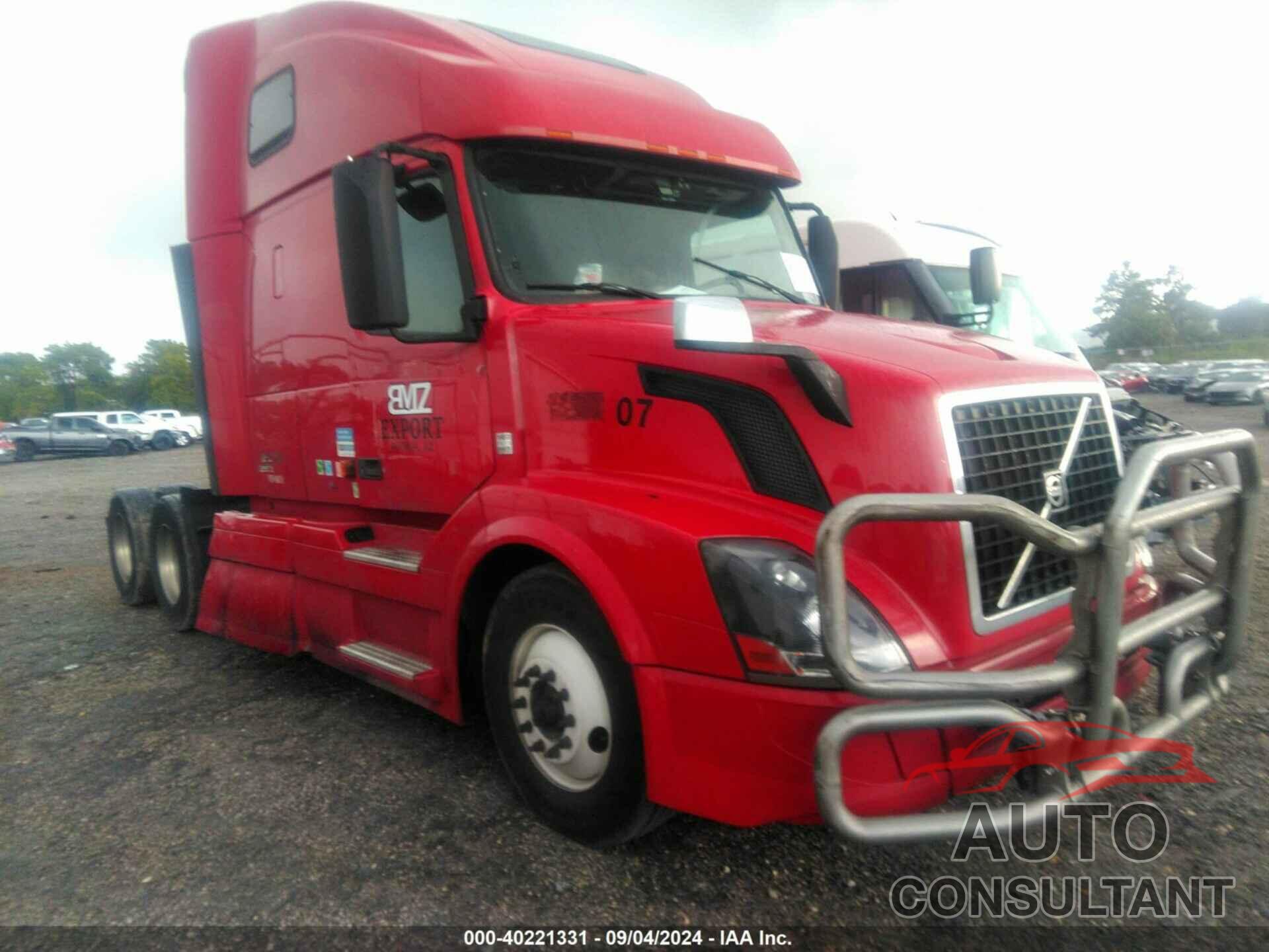 VOLVO VN 2016 - 4V4NC9EHXGN948018