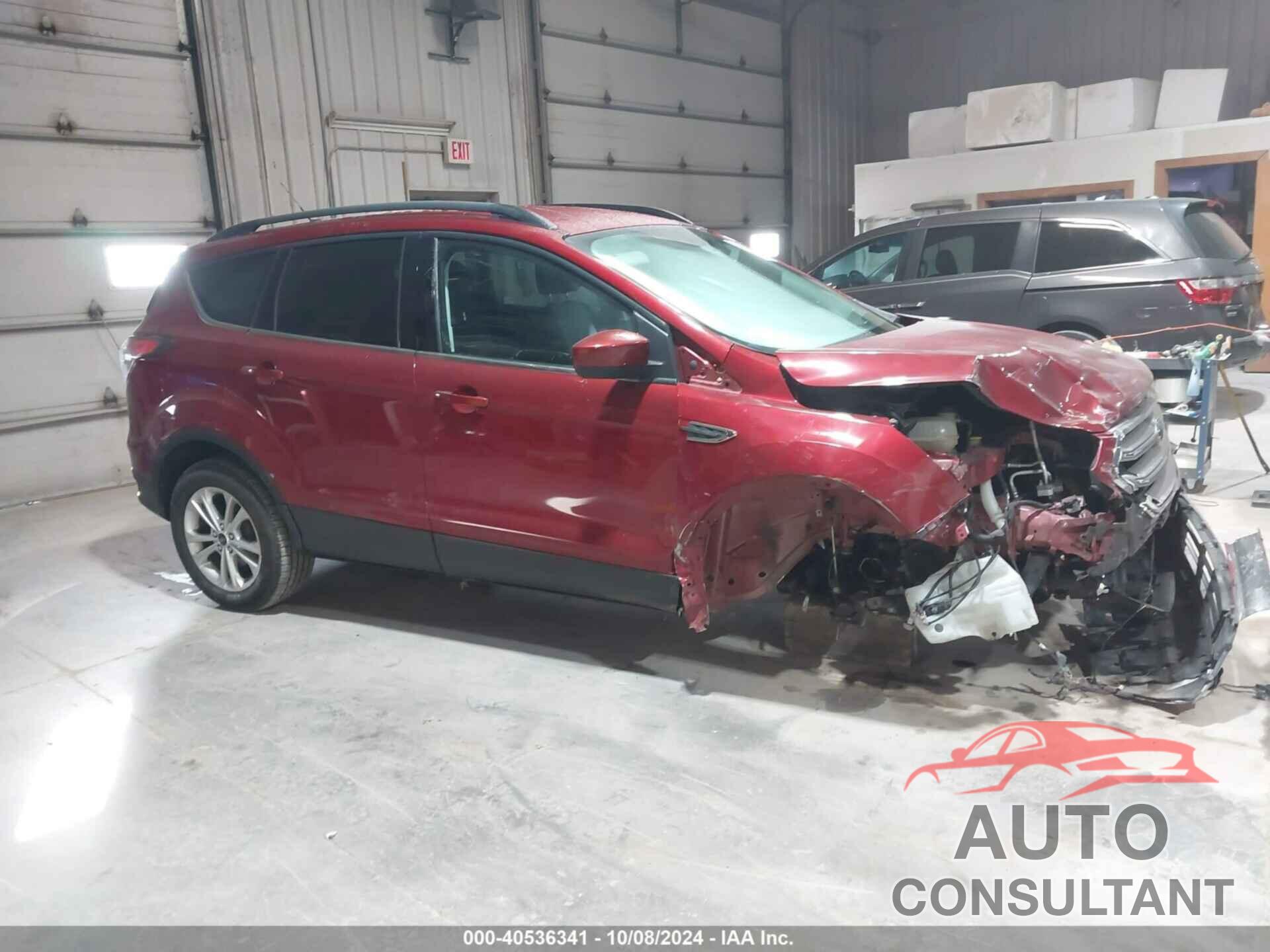 FORD ESCAPE 2017 - 1FMCU9G93HUA10919