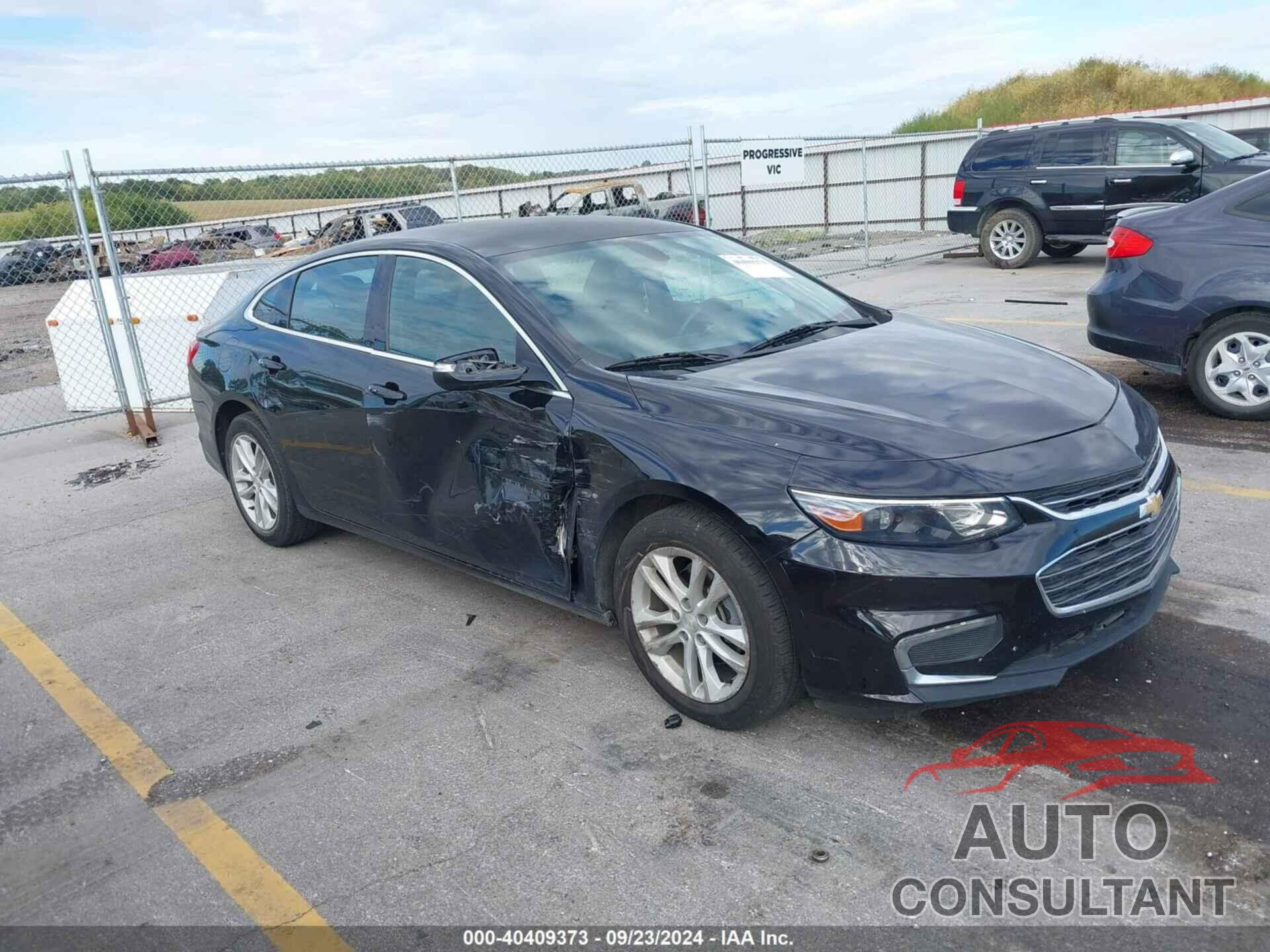 CHEVROLET MALIBU 2017 - 1G1ZE5ST4HF213192