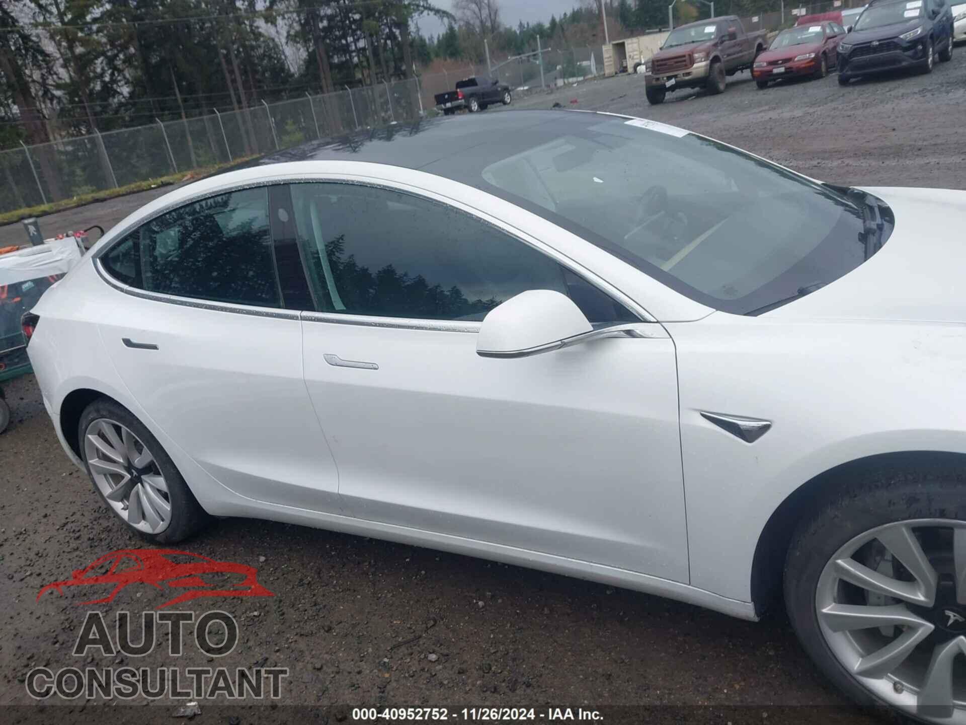 TESLA MODEL 3 2018 - 5YJ3E1EA1JF164768