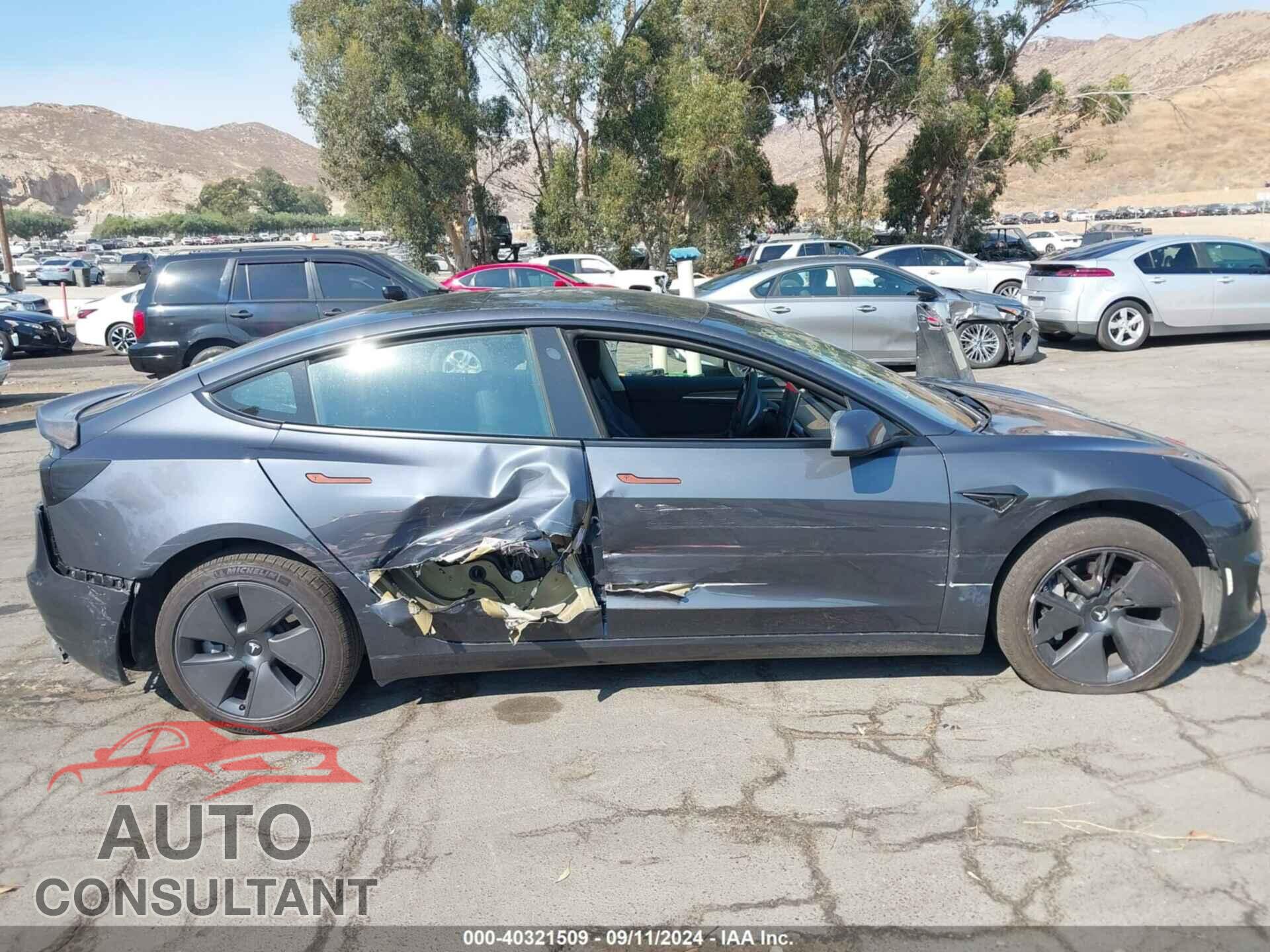TESLA MODEL 3 2023 - 5YJ3E1EA2PF602402