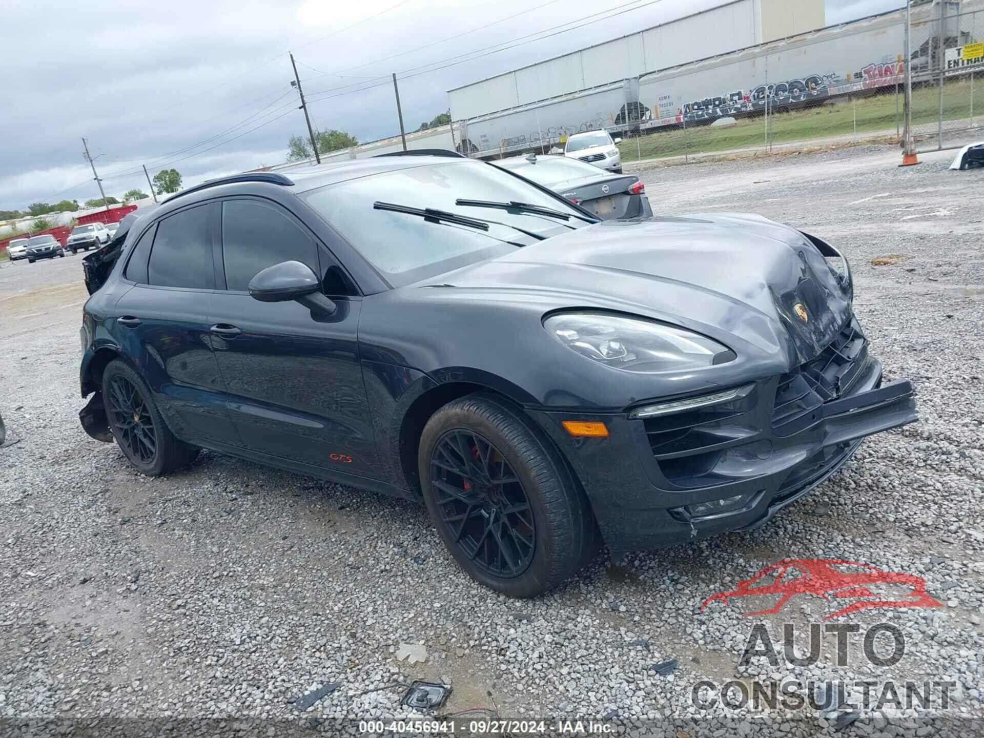 PORSCHE MACAN 2018 - WP1AG2A54JLB65277