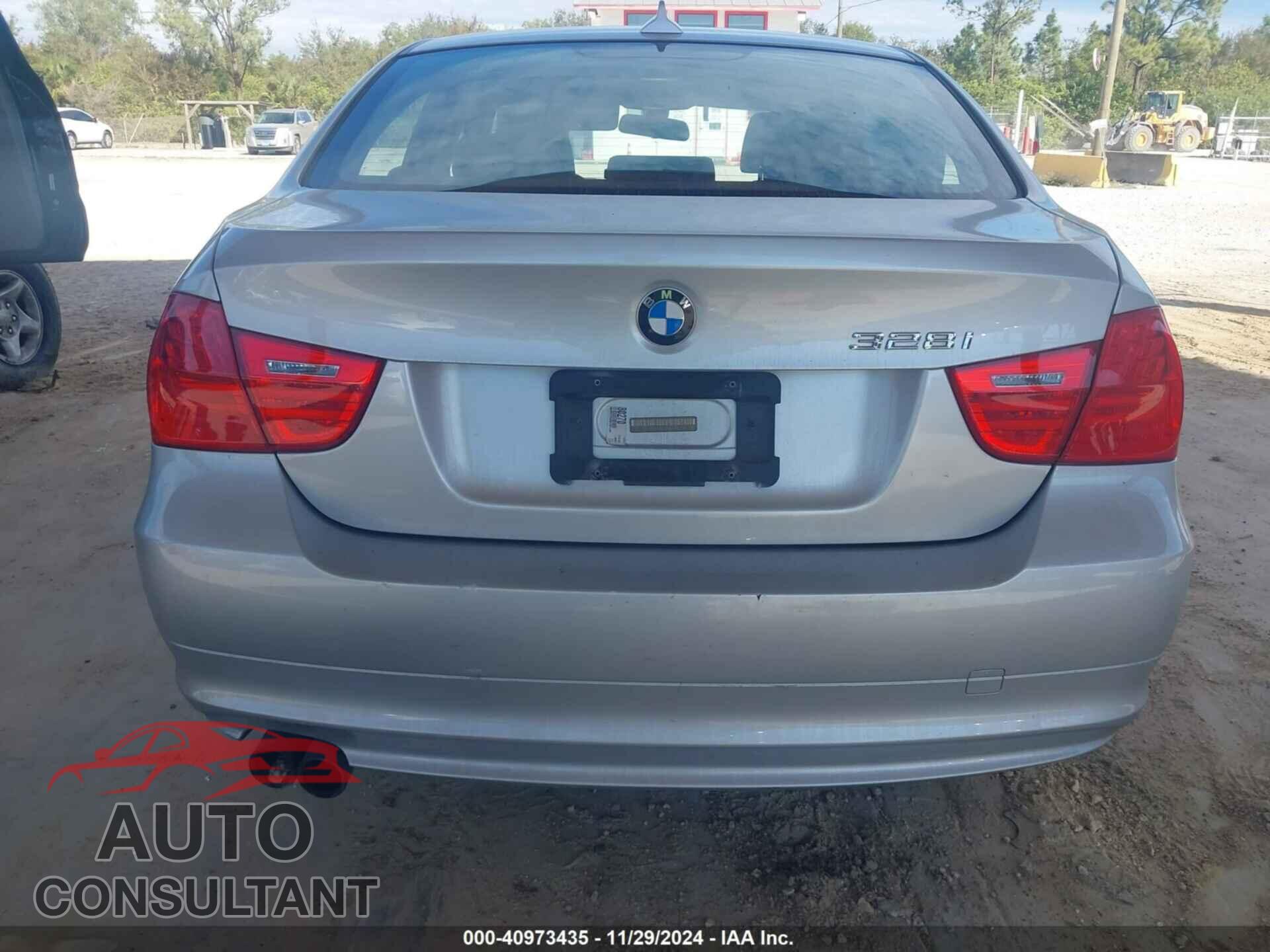 BMW 328I 2011 - WBAPH7C52BE461288