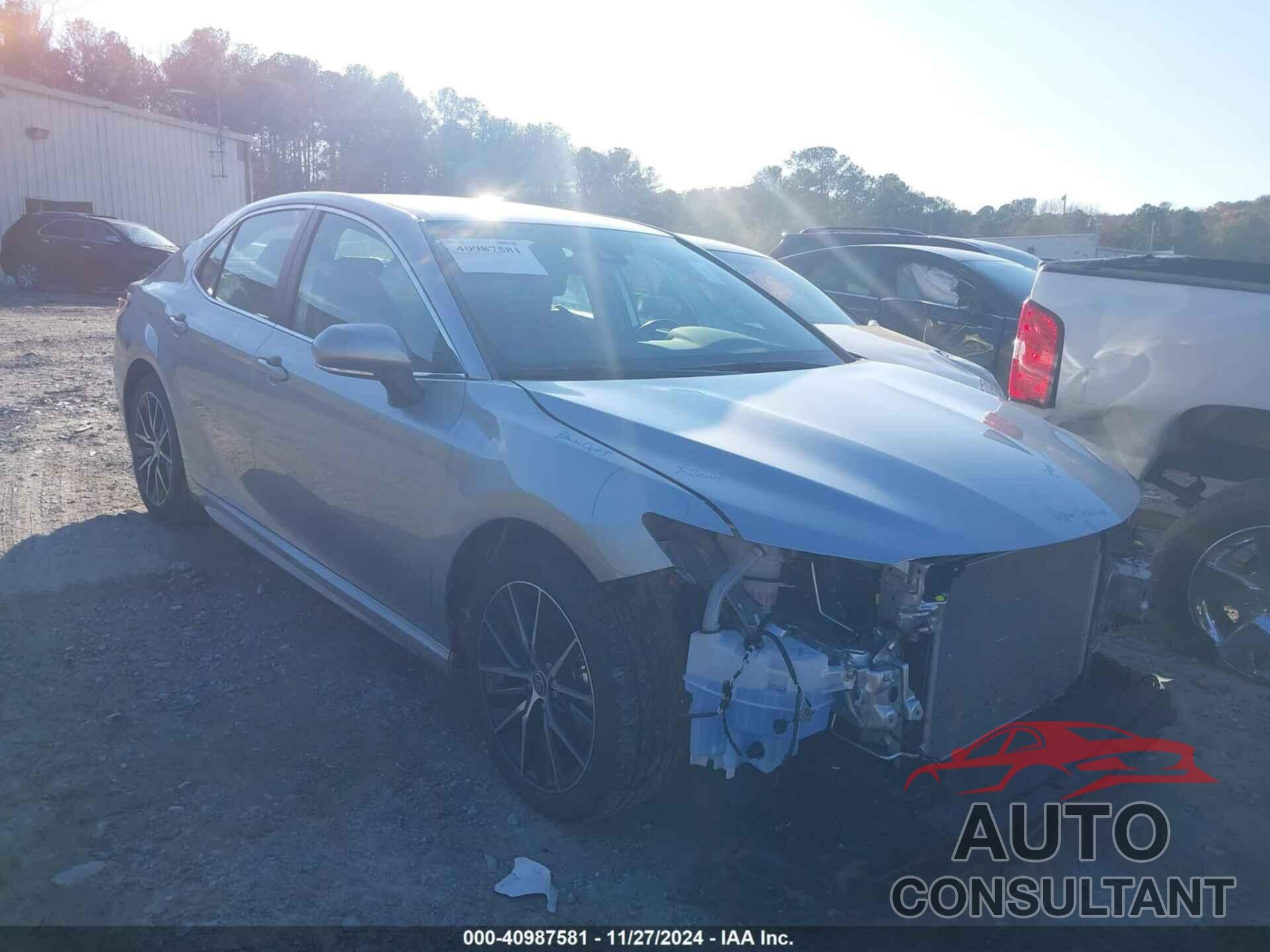 TOYOTA CAMRY 2024 - 4T1G11AKXRU917370