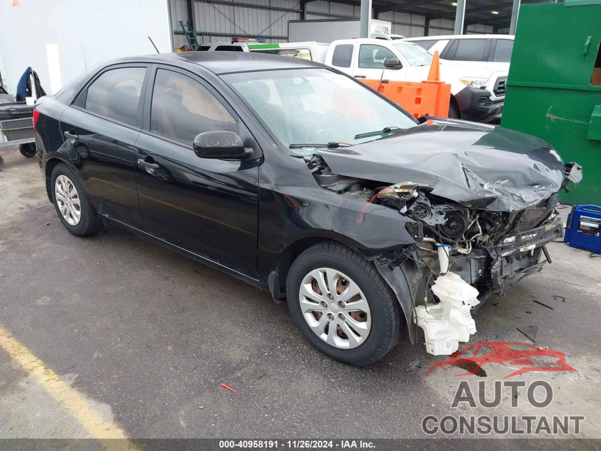 KIA FORTE 2010 - KNAFT4A24A5864527