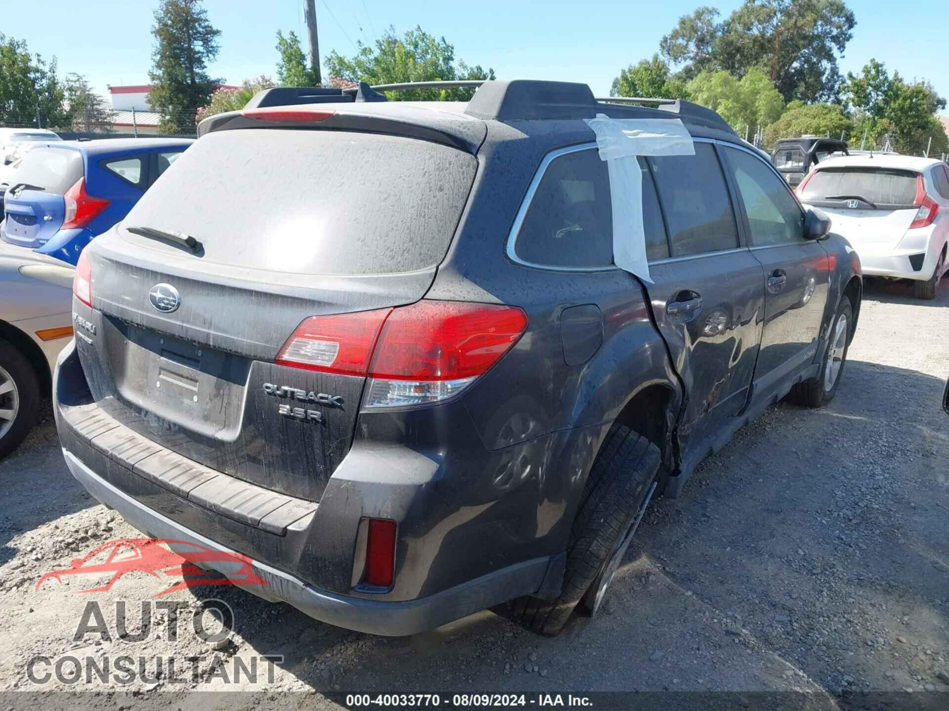 SUBARU OUTBACK 2013 - 4S4BRDLC4D2247488