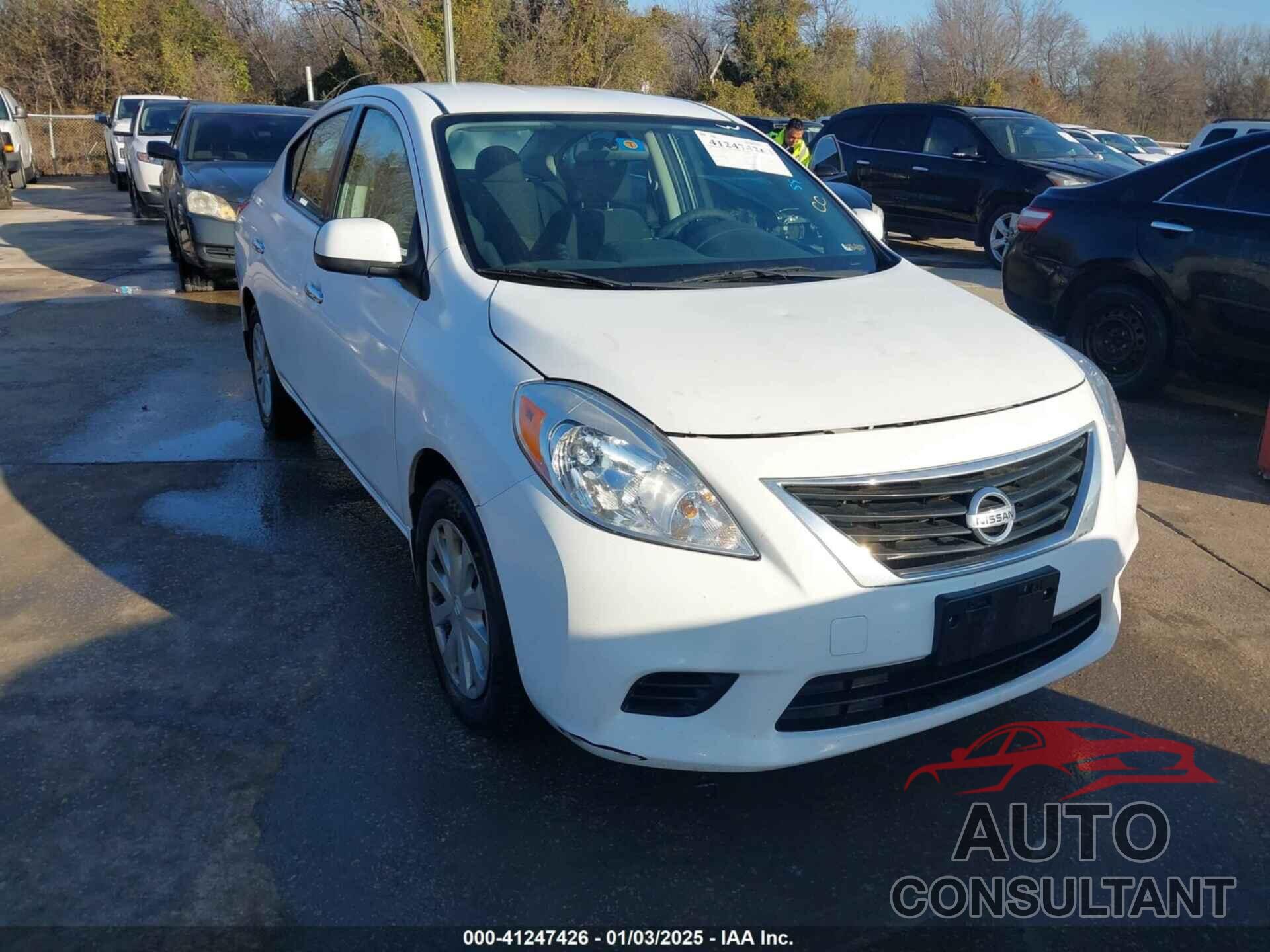 NISSAN VERSA 2013 - 3N1CN7AP0DL875674