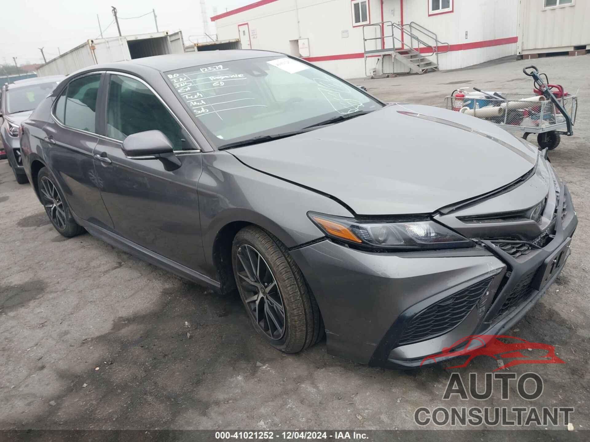 TOYOTA CAMRY 2023 - 4T1T11AK4PU788571