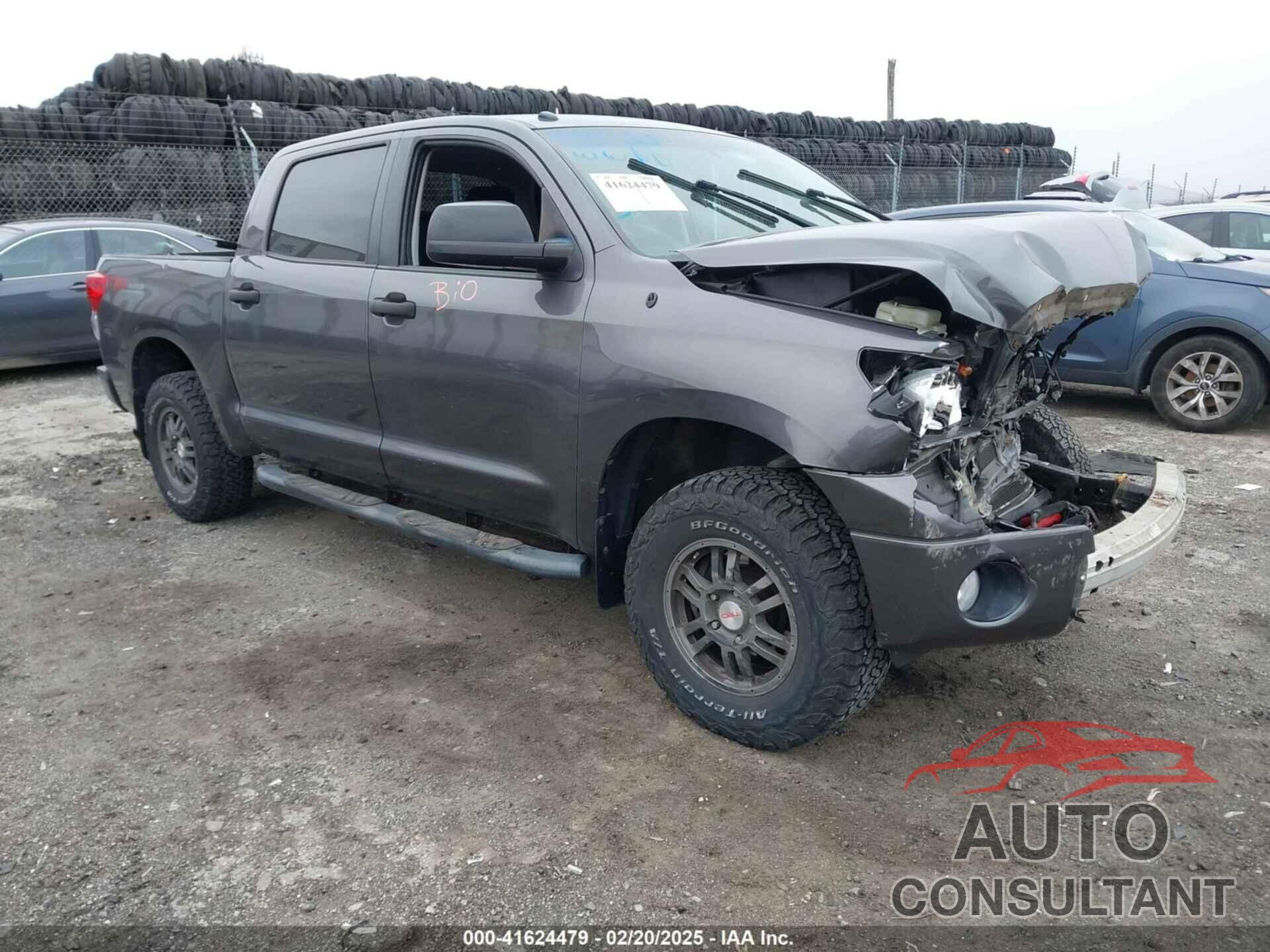 TOYOTA TUNDRA 2011 - 5TFDY5F18BX170933