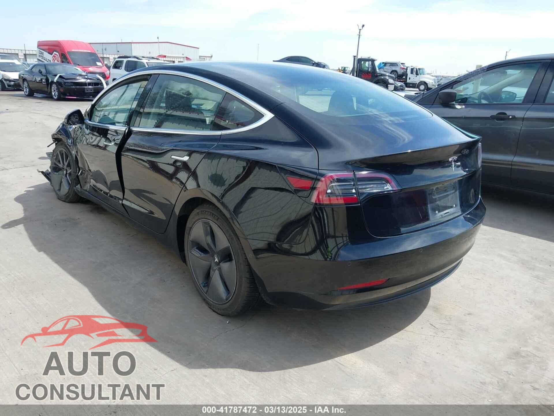 TESLA MODEL 3 2018 - 5YJ3E1EA2JF152709