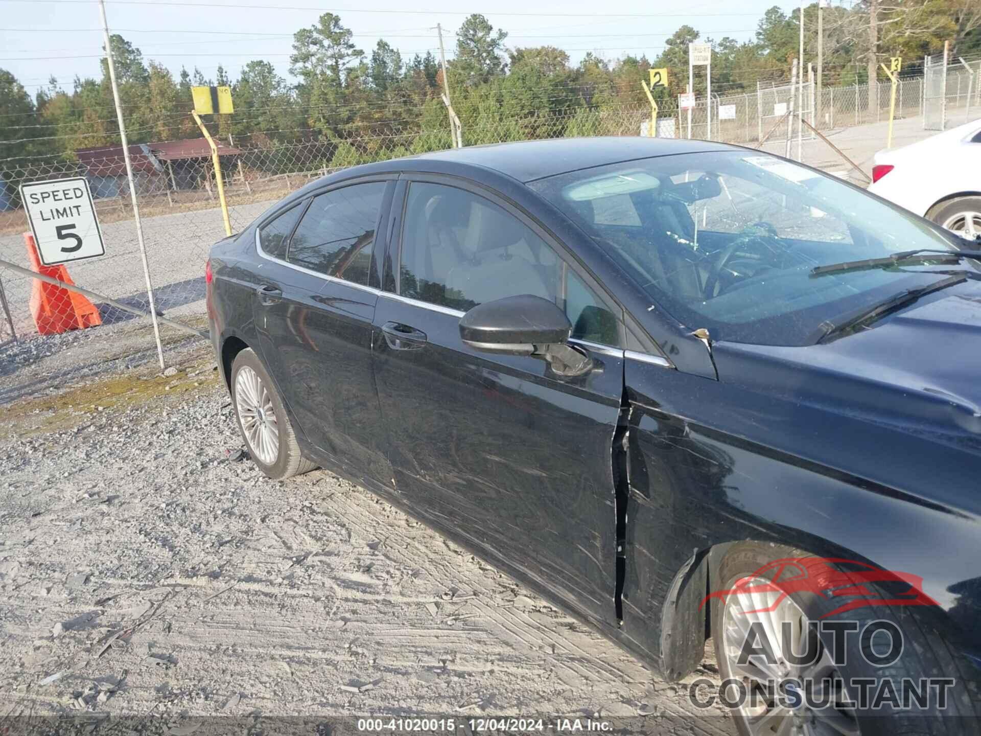 FORD FUSION 2016 - 3FA6P0G76GR103626