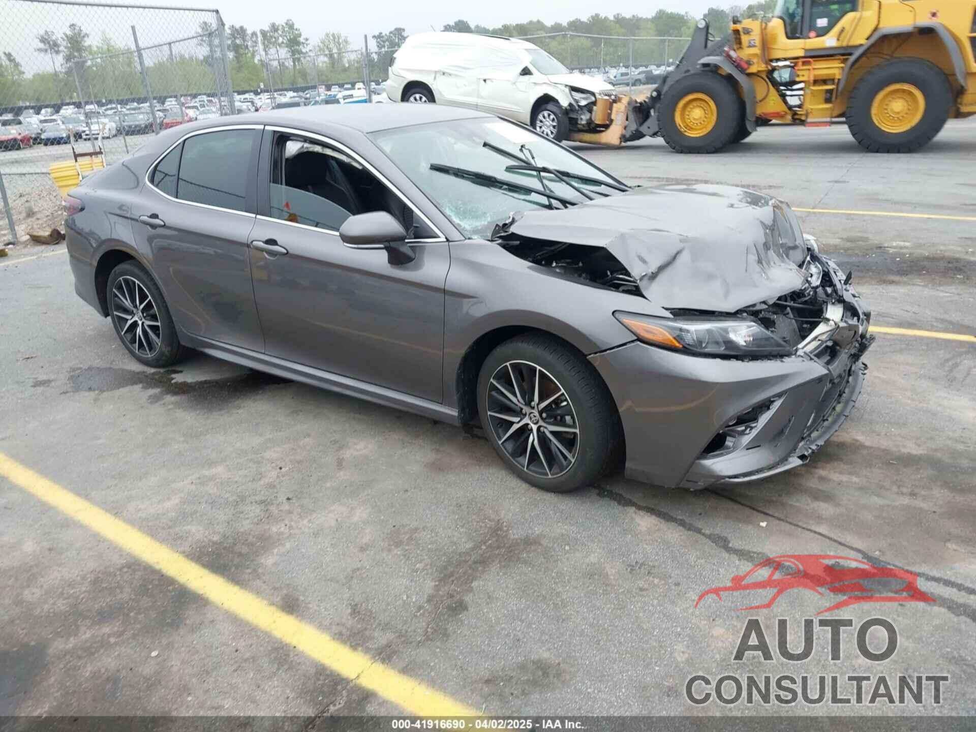 TOYOTA CAMRY 2024 - 4T1G11AK3RU869596
