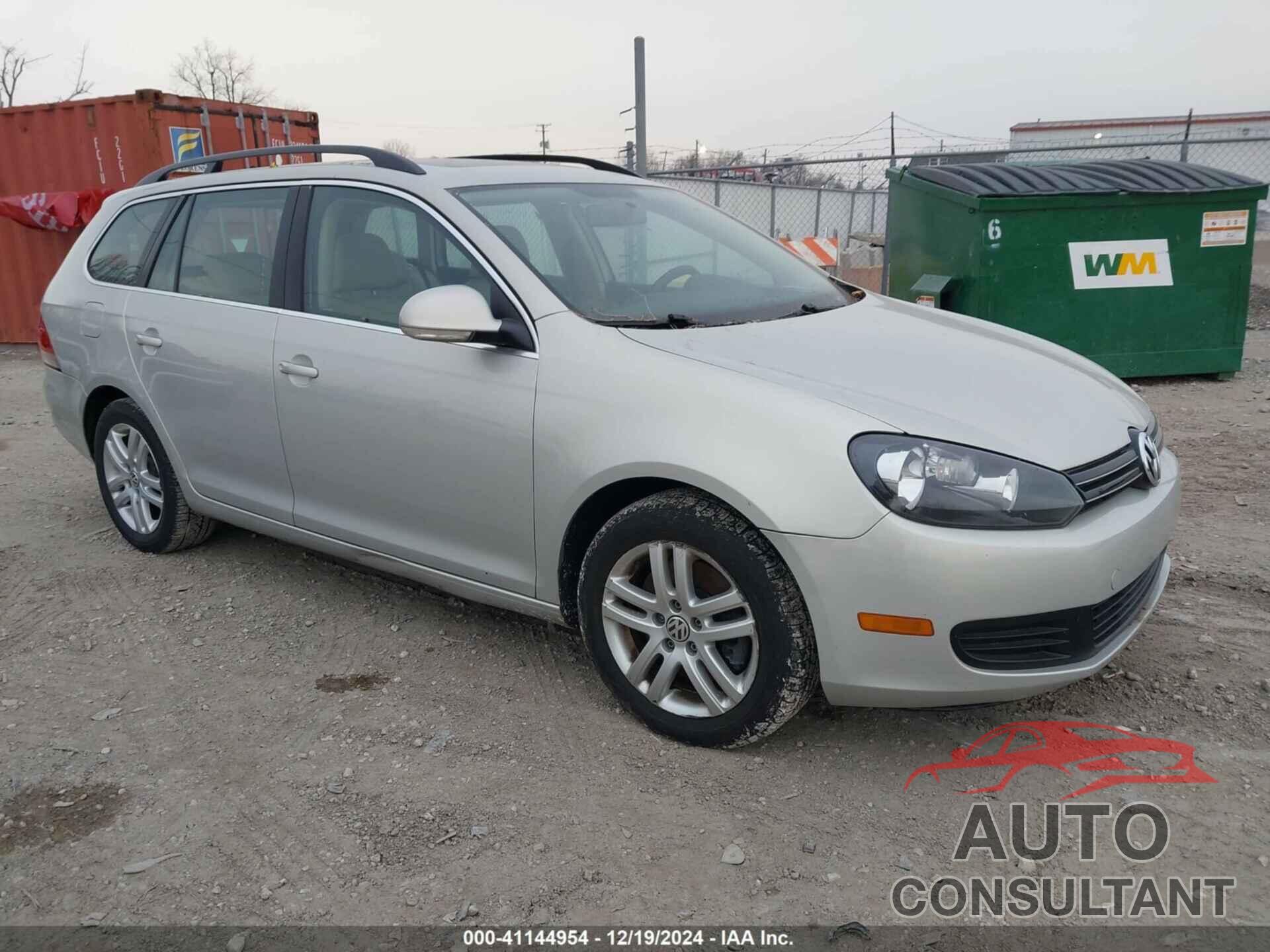 VOLKSWAGEN JETTA 2010 - 3VWTL7AJ2AM655731