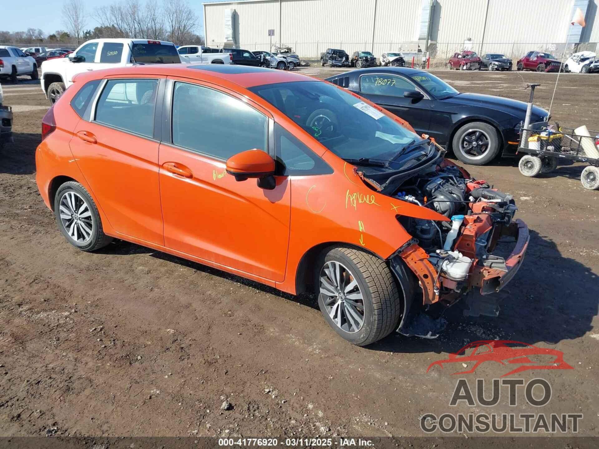 HONDA FIT 2018 - 3HGGK5H84JM728646