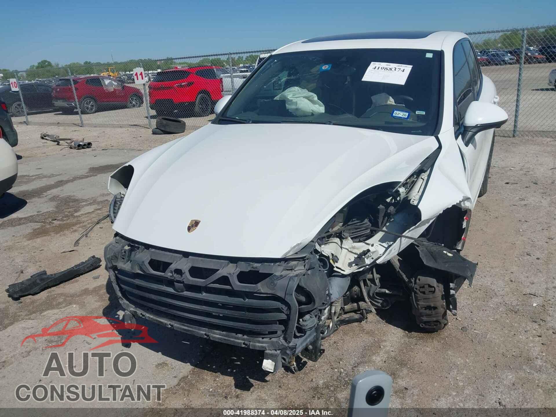 PORSCHE CAYENNE 2016 - WP1AA2A29GLA04374