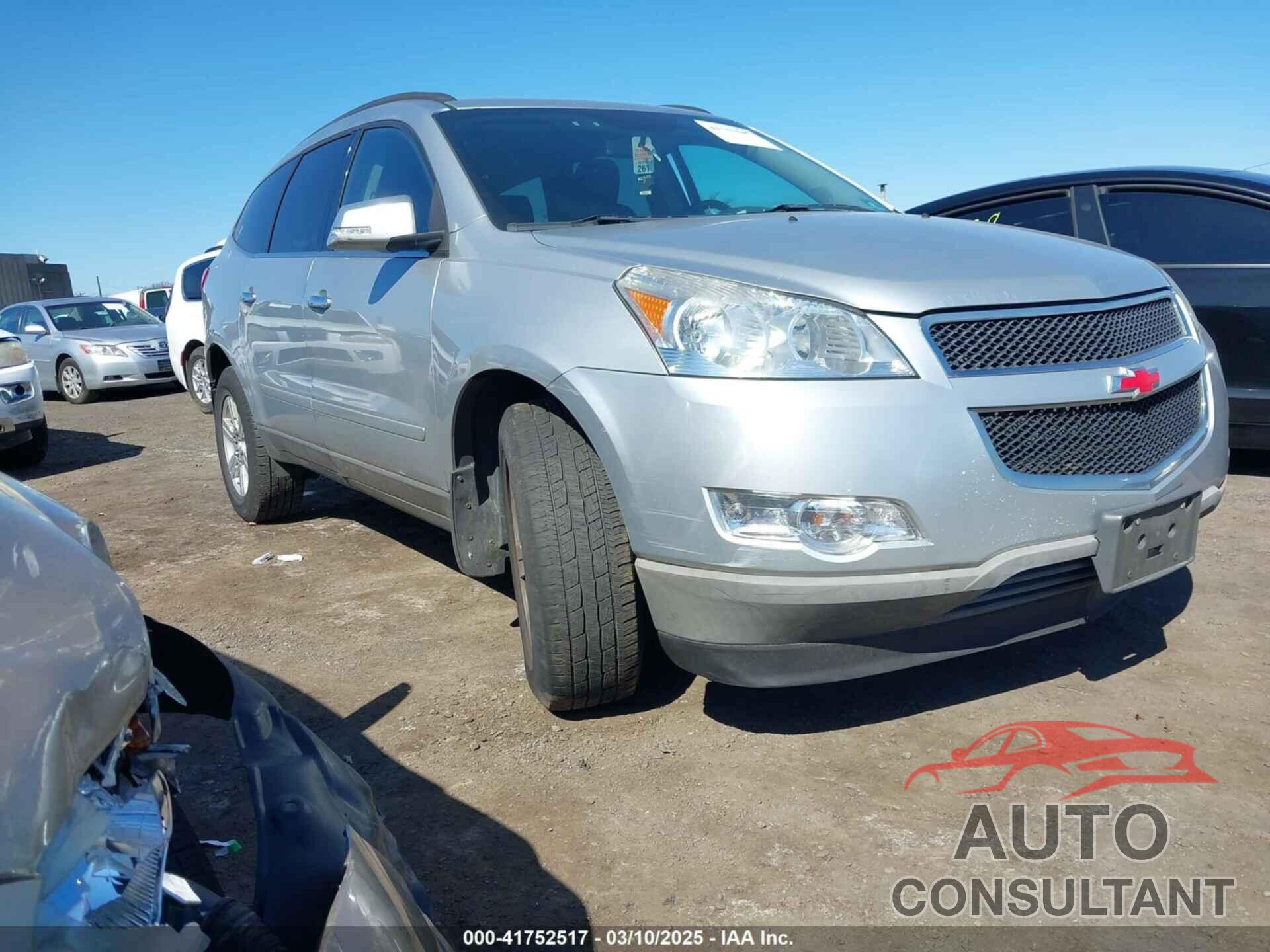 CHEVROLET TRAVERSE 2012 - 1GNKVGED3CJ230085