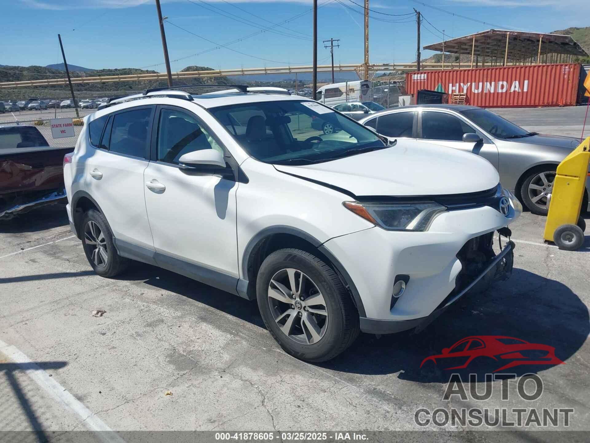 TOYOTA RAV4 2016 - JTMWFREV5GJ098870