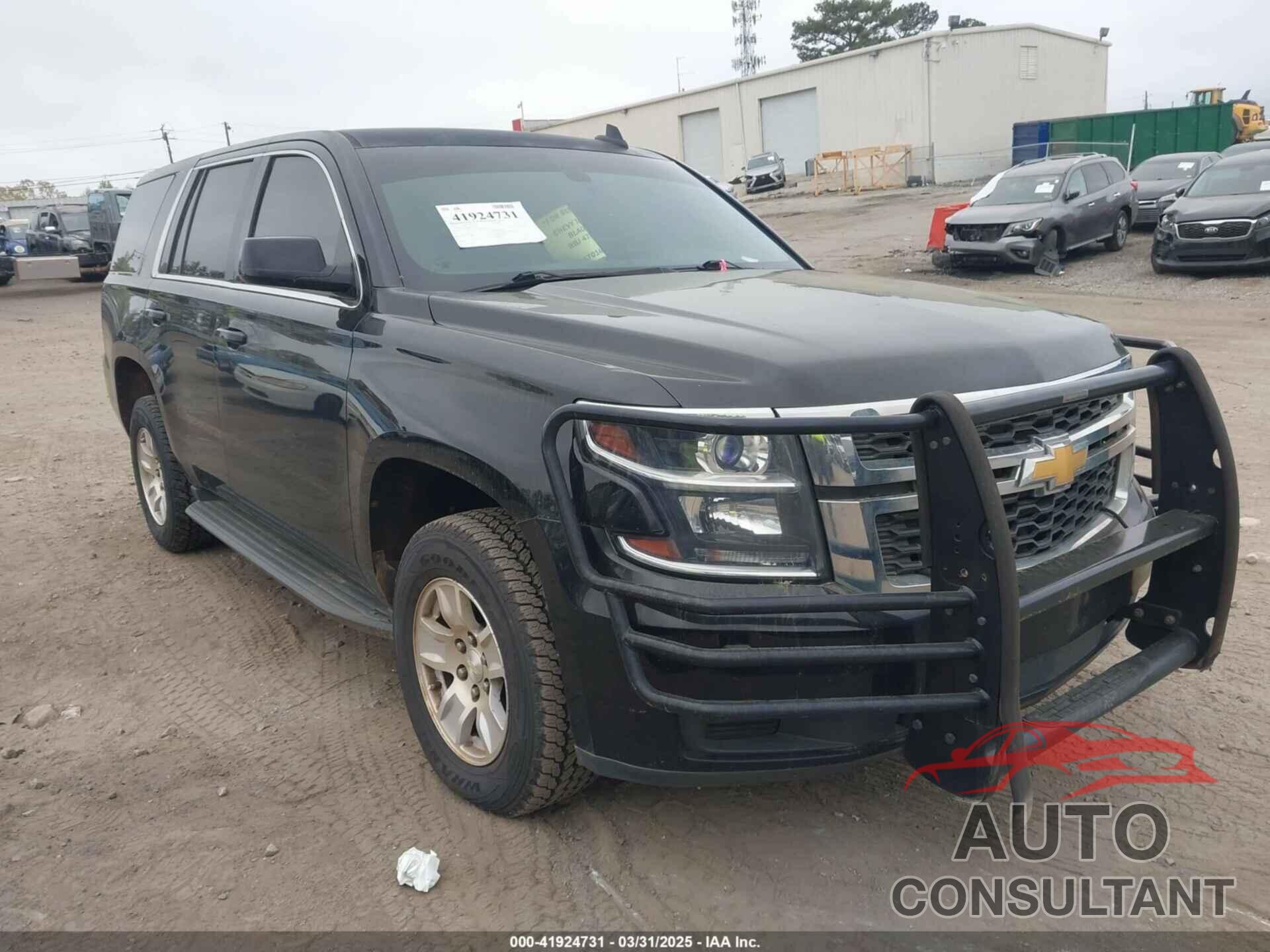 CHEVROLET TAHOE 2017 - 1GNLCDEC8HR304853
