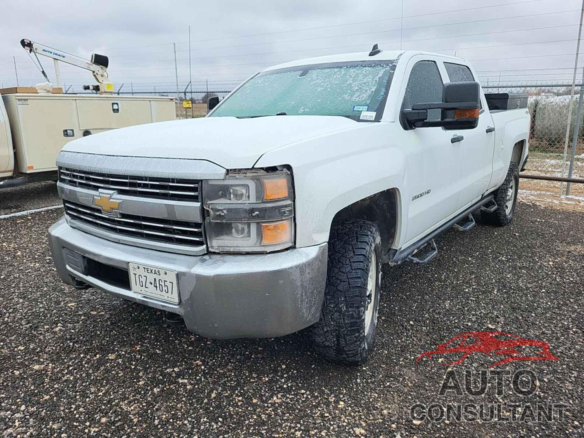 CHEVROLET SILVERADO 2500HD 2017 - 1GC1KUEG5HF162193