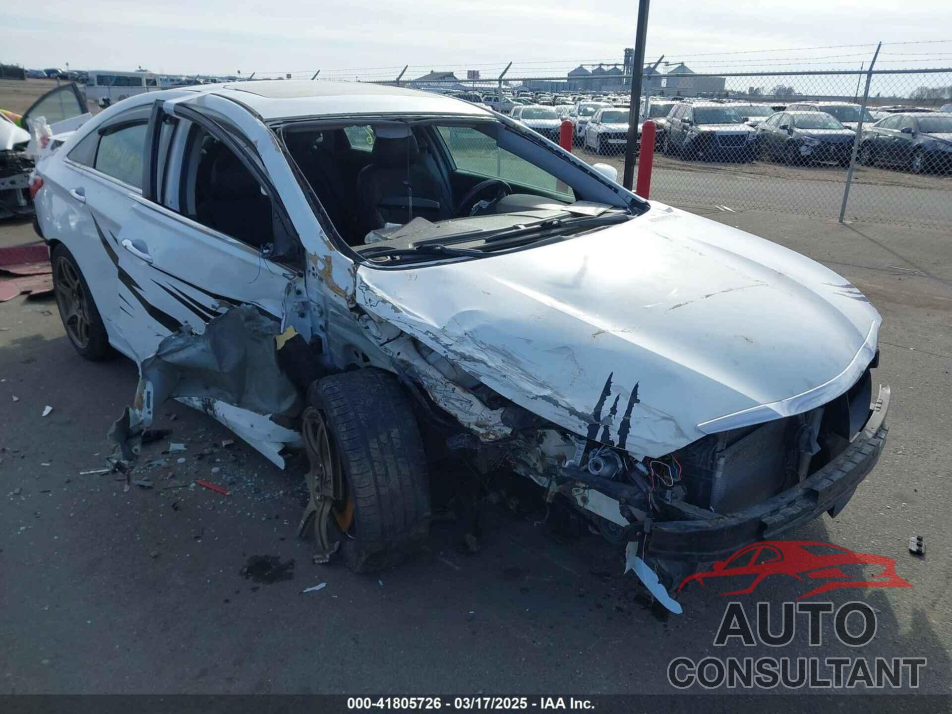 HYUNDAI SONATA 2011 - 5NPEC4AB1BH218555
