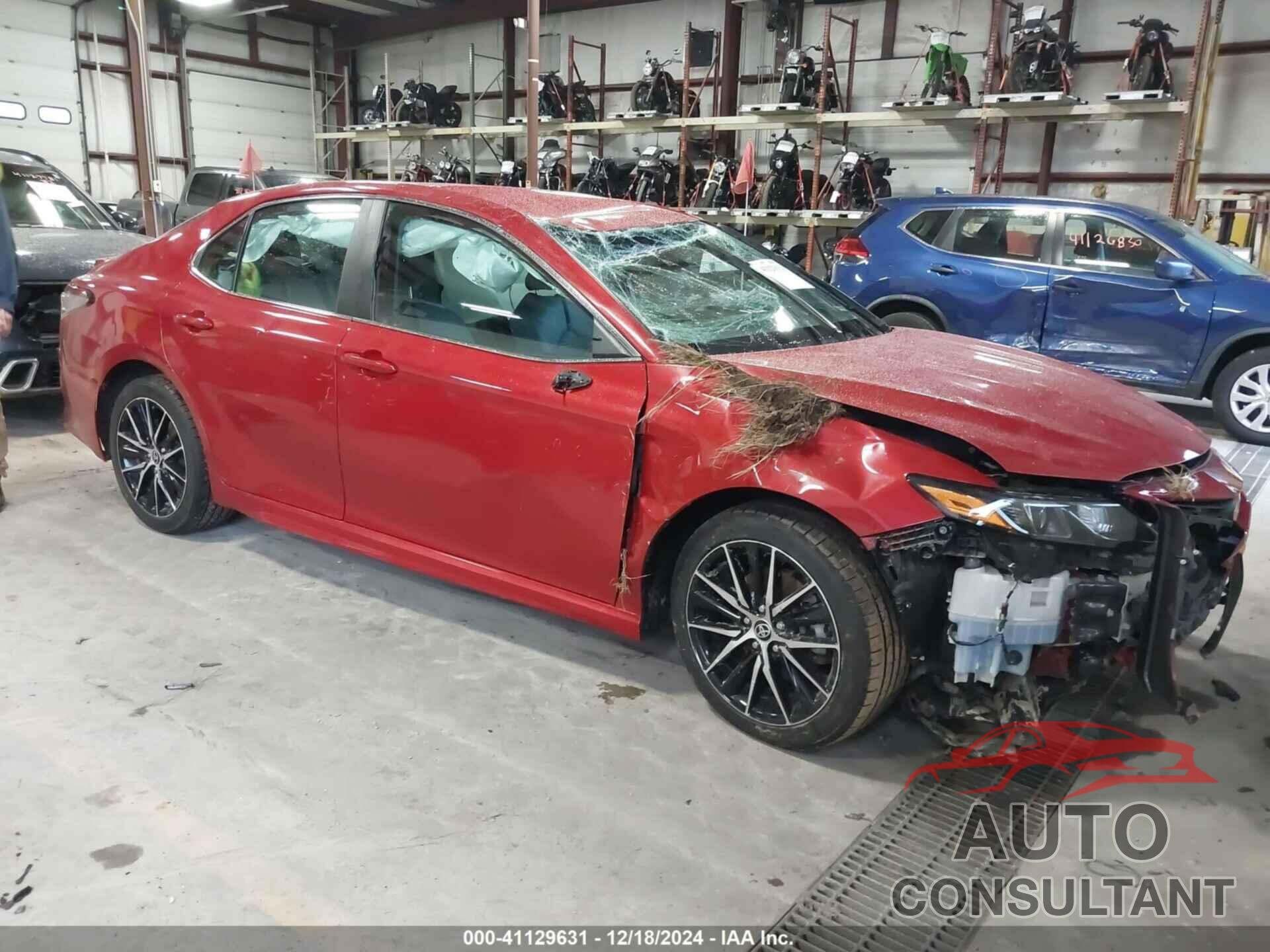 TOYOTA CAMRY 2021 - 4T1G11AK3MU407872