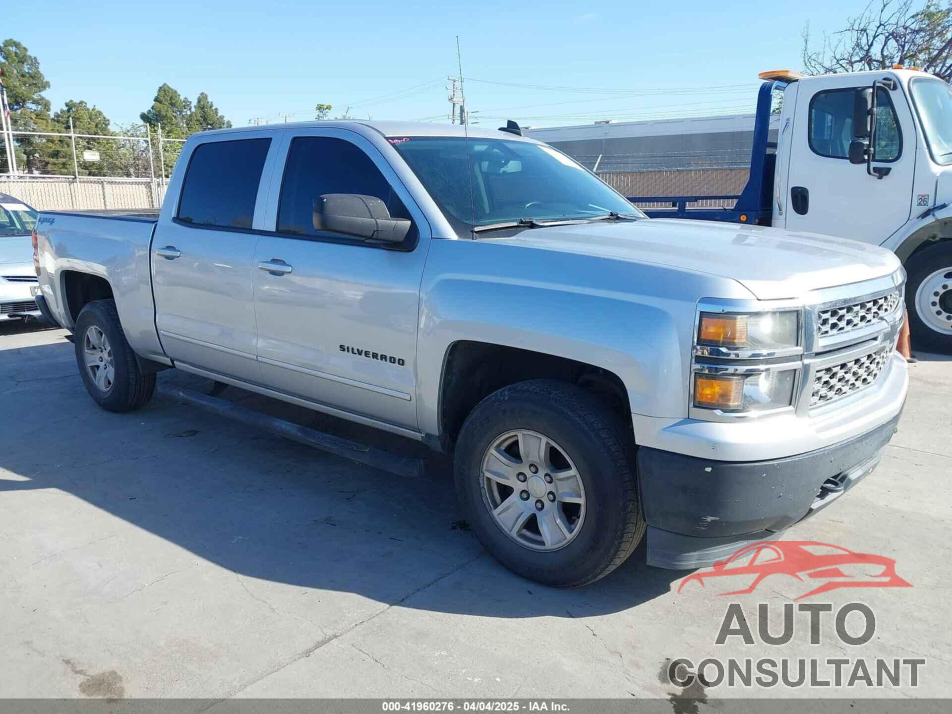 CHEVROLET SILVERADO 1500 2015 - 3GCUKREC5FG102367