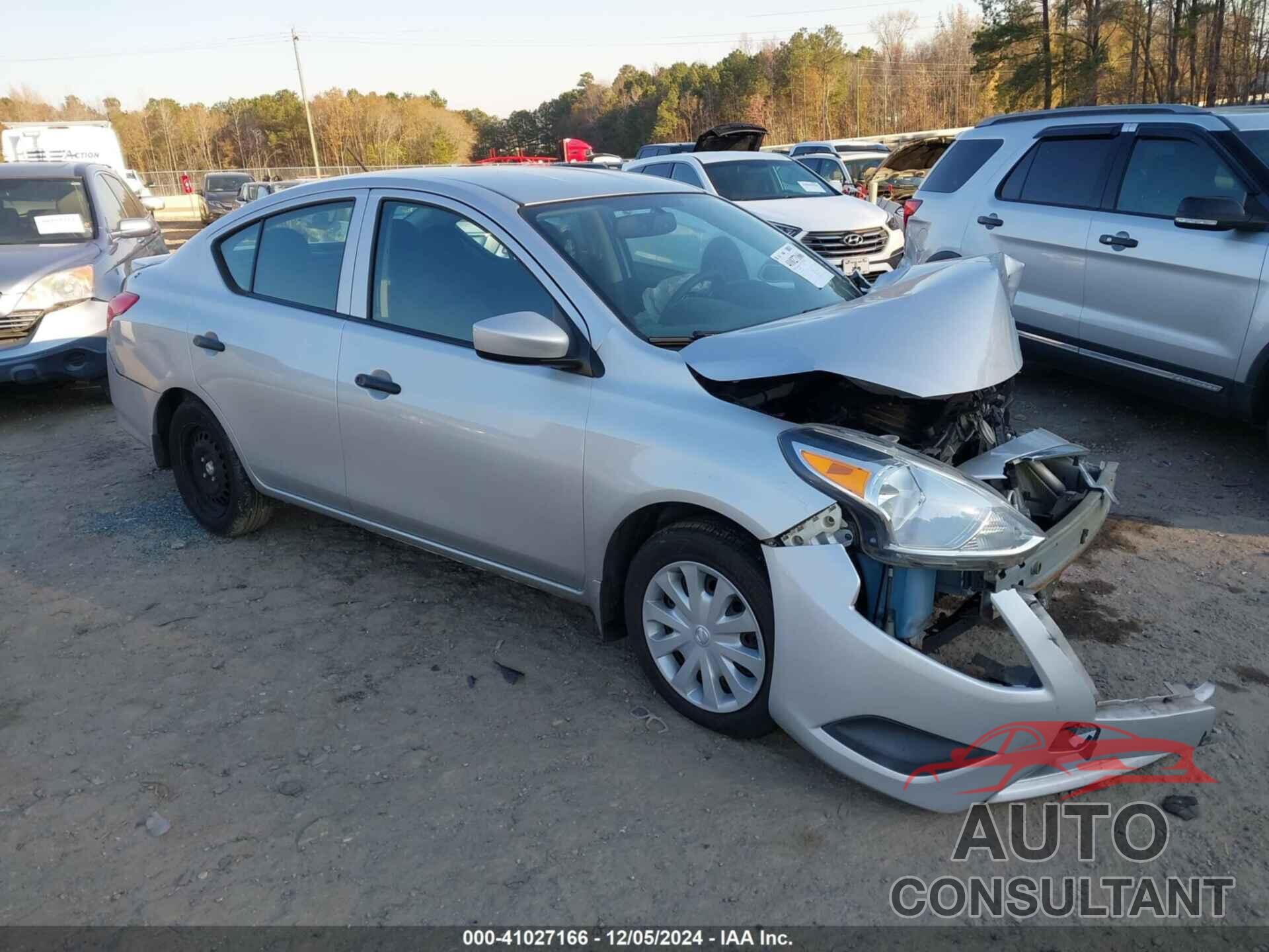 NISSAN VERSA 2017 - 3N1CN7AP3HL834123