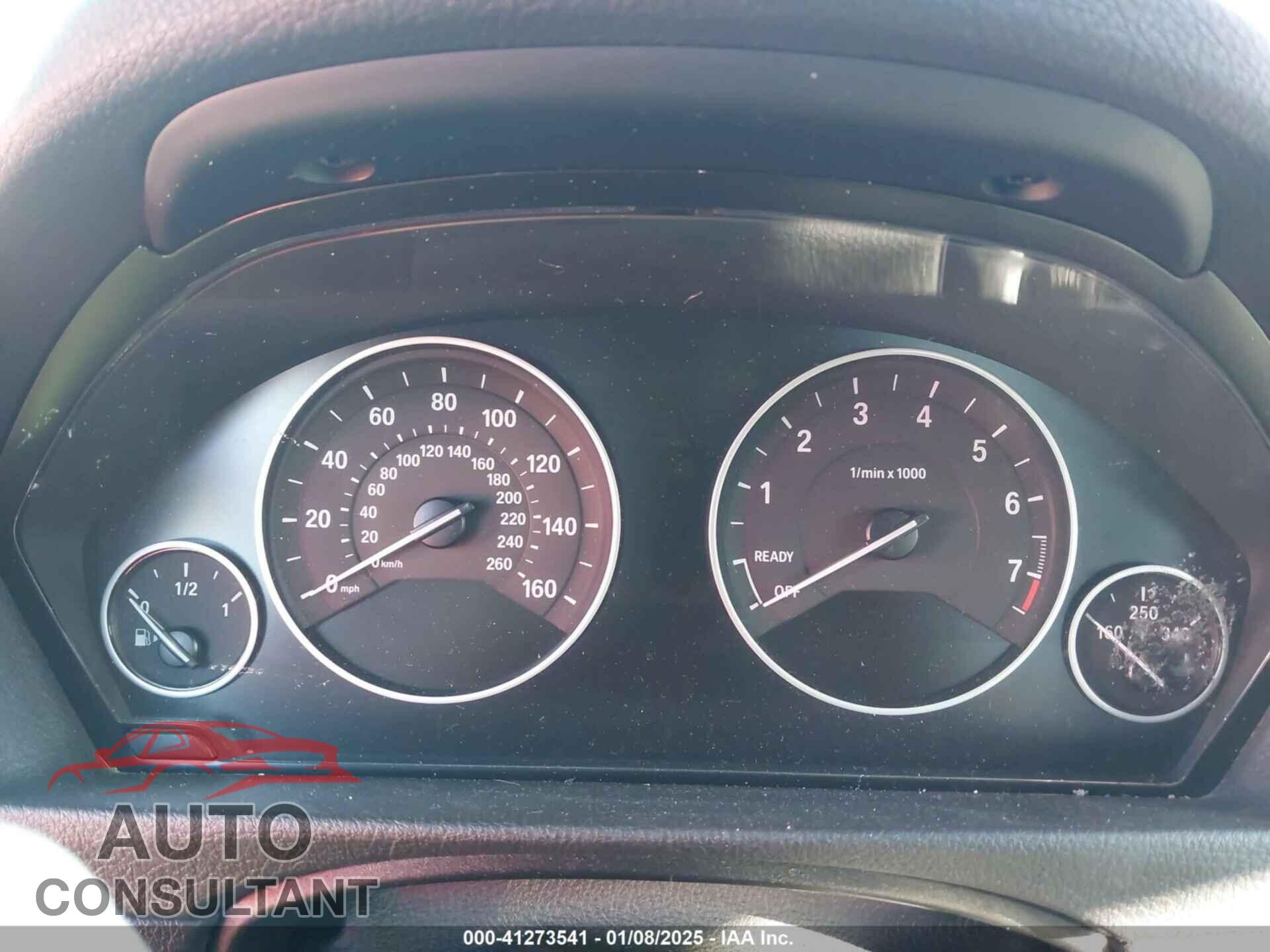 BMW 320I 2016 - WBA8E5G52GNU19304