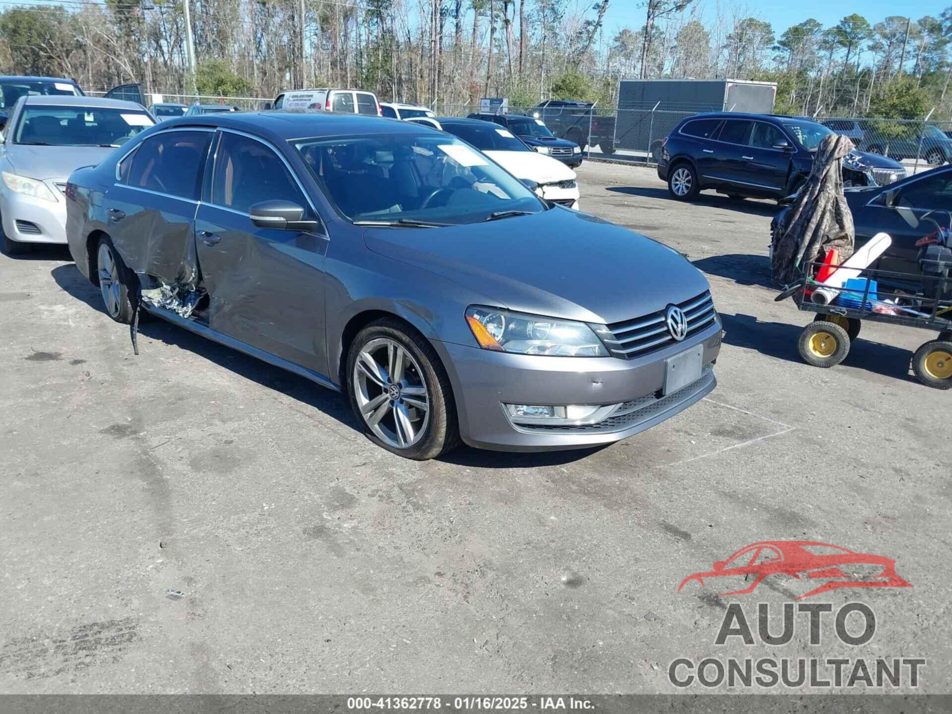 VOLKSWAGEN PASSAT 2014 - 1VWBT7A35EC050011